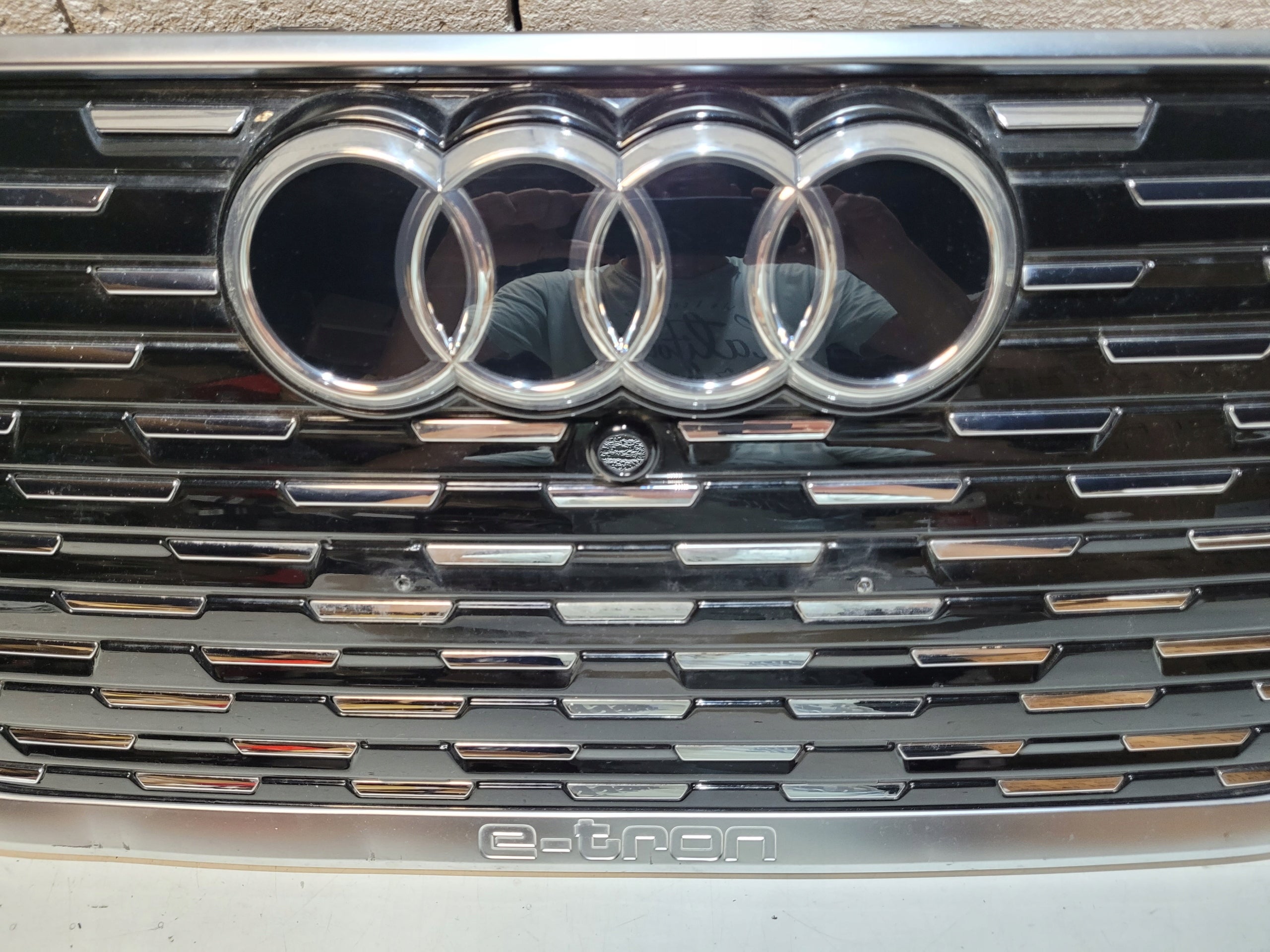 Kühlergrill Audi ETRON Q4 FRONTGRILL 89a853651b Kühlergitter