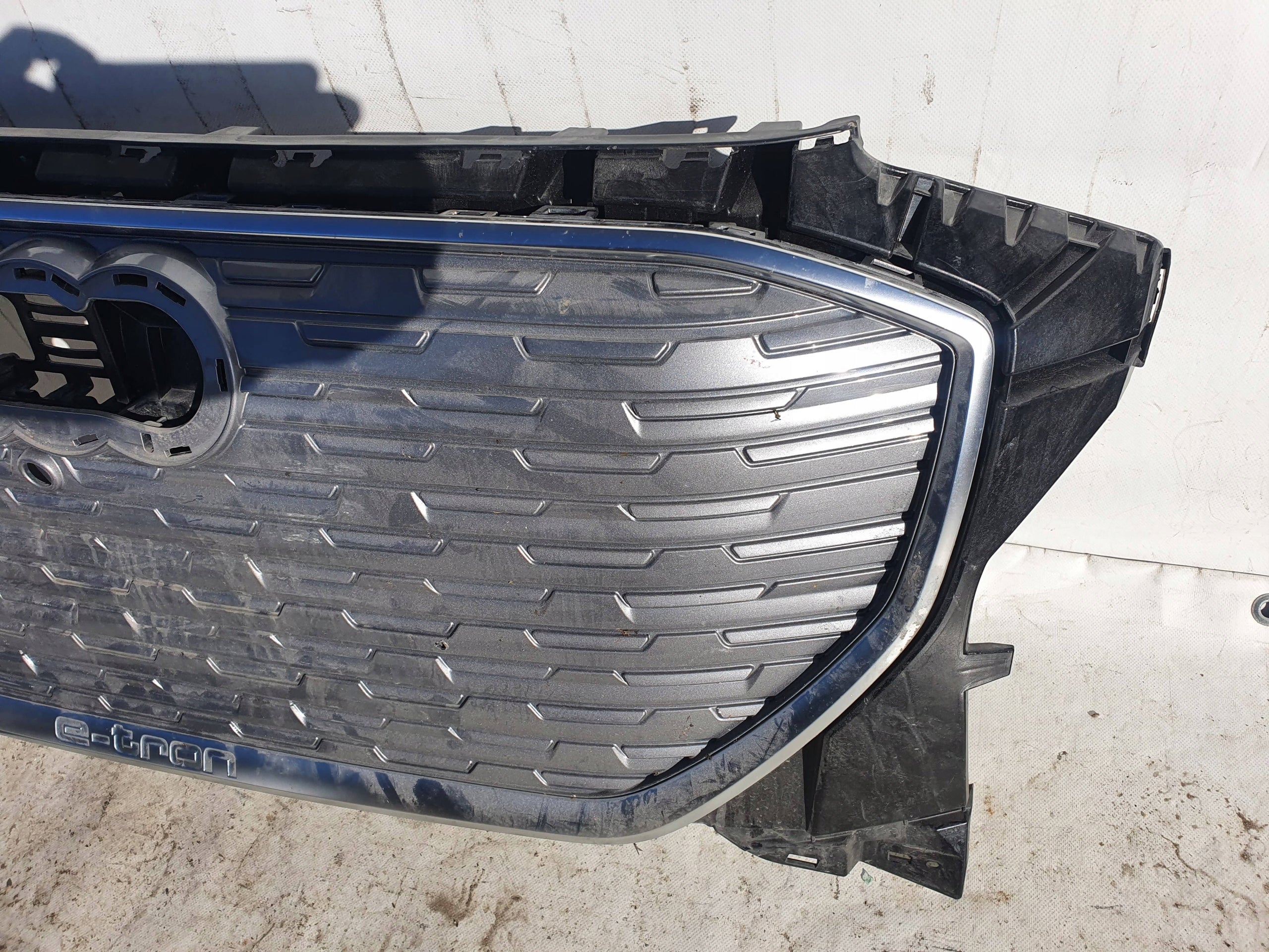 Kühlergrill Audi ETRON Q4 FRONTGRILL 89A807233 Kühlergitter