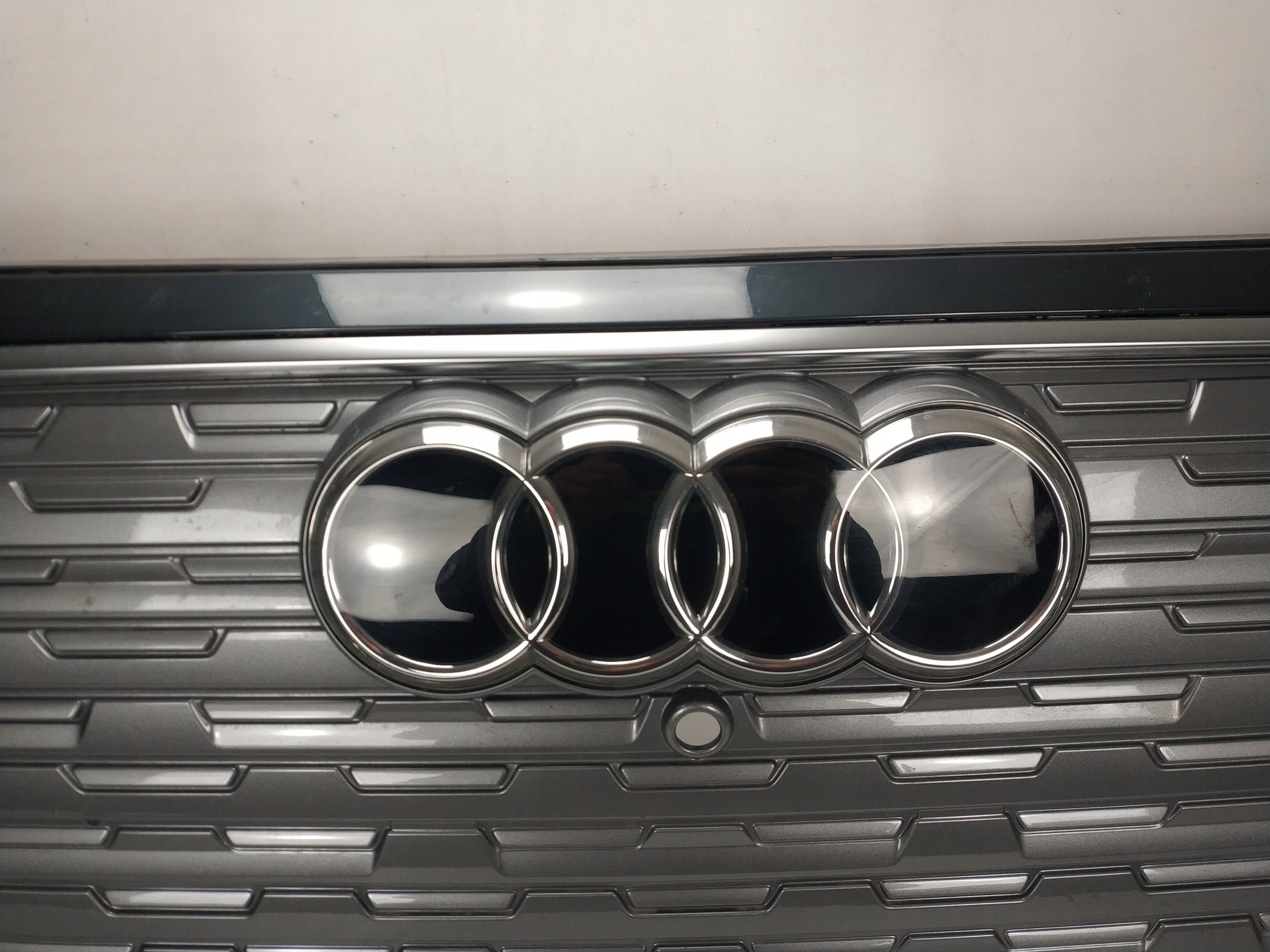 Kühlergrill Audi ETRON Q4 FRONTGRILL 89A807725WZ Kühlergitter