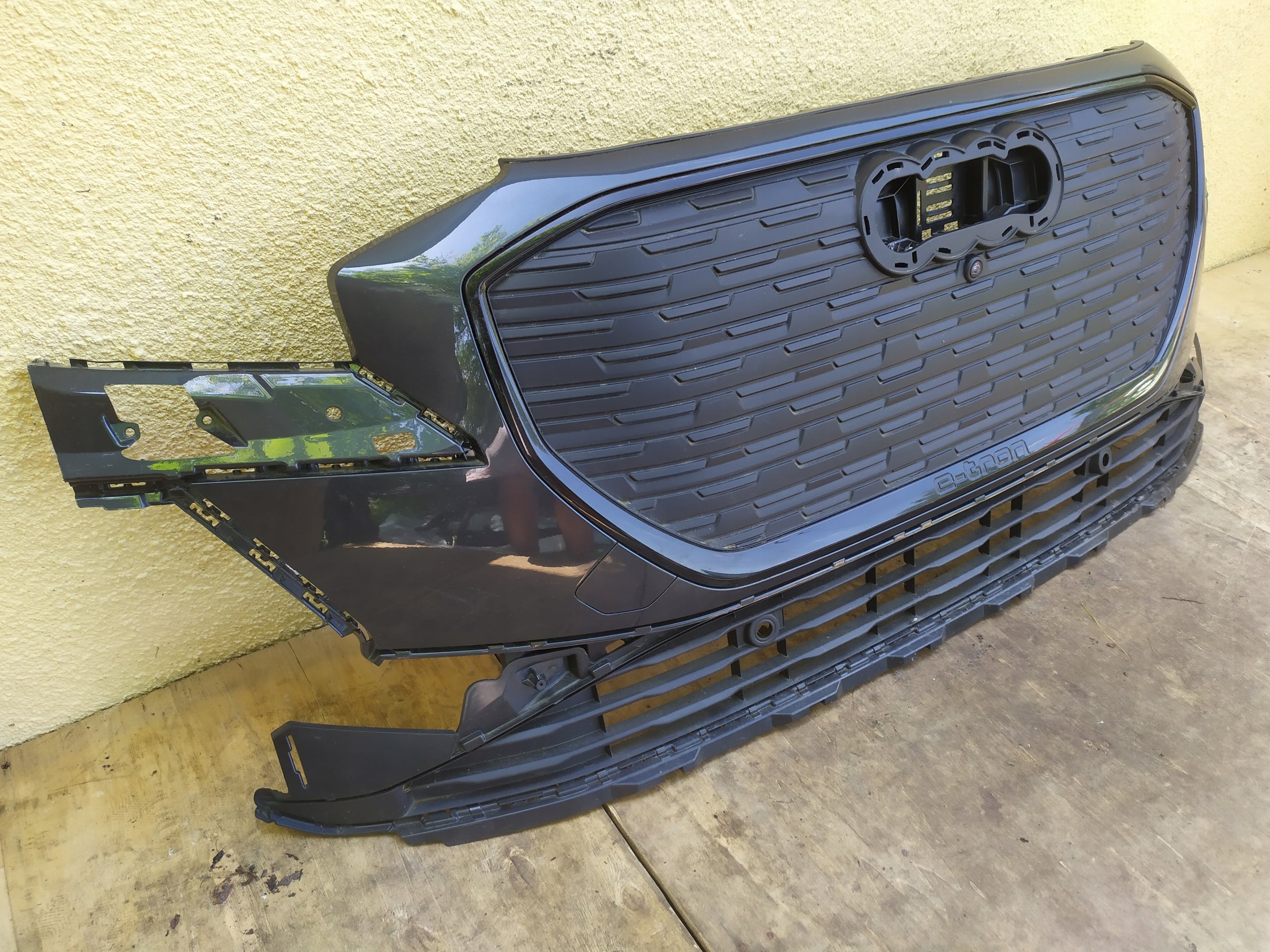  Kühlergrill Audi ETRON Q4 FRONTGRILL 89A807725A8 Kühlergitter product image