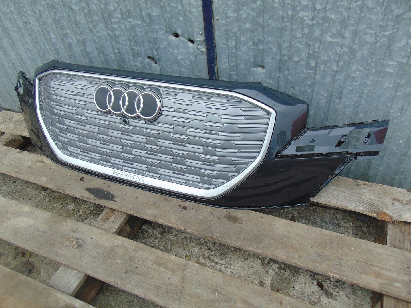 Kühlergrill Audi AM ETRON Q4 FRONTGRILL 89A807725A8 Kühlergitter