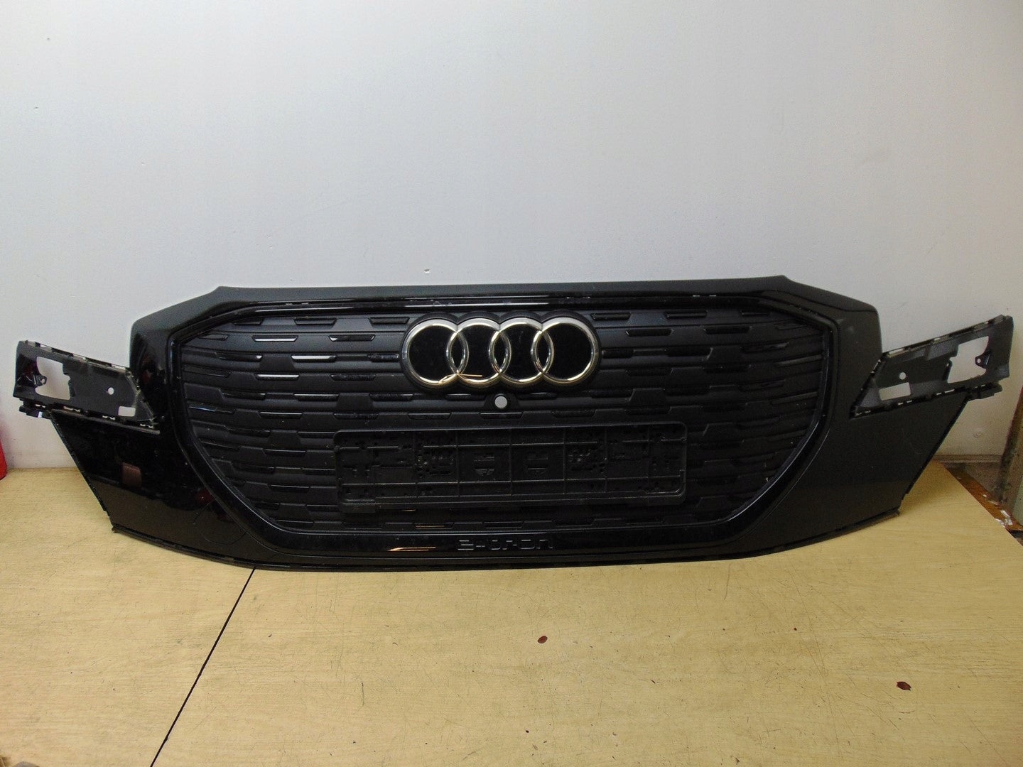 Kühlergrill Audi AM ETRON Q4 FRONTGRILL 89A807725A8 Kühlergitter