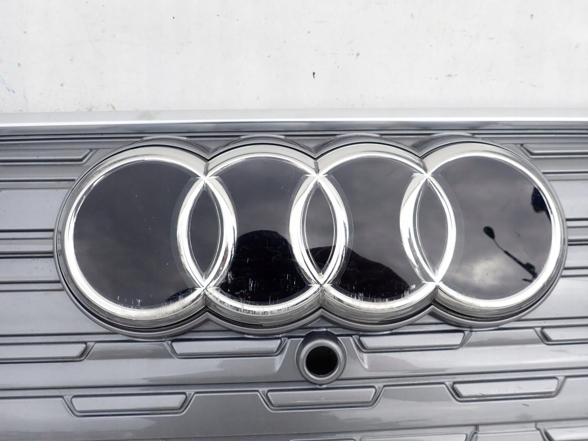 Kühlergrill Audi ETRON Q4 FRONTGRILL 89A853653A8 Kühlergitter