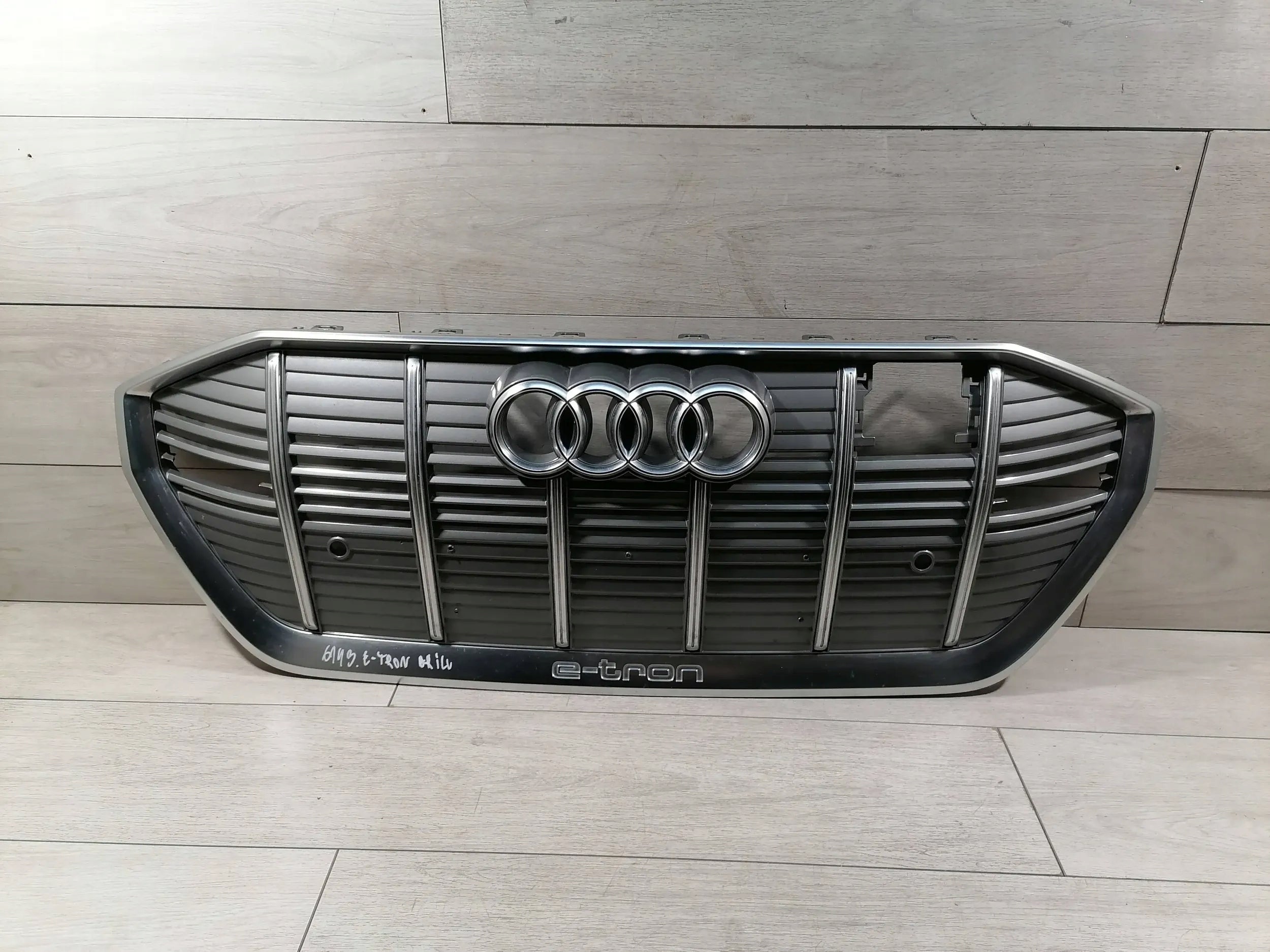  Kühlergrill Audi ETRON 4K FRONTGRILL 4KE8536514K Kühlergitter product image