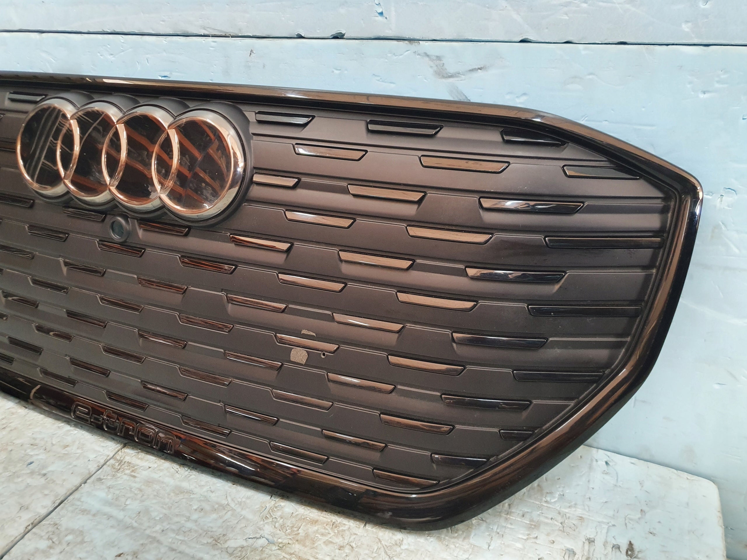 Kühlergrill Audi ETRON Q4 FRONTGRILL Kühlergitter