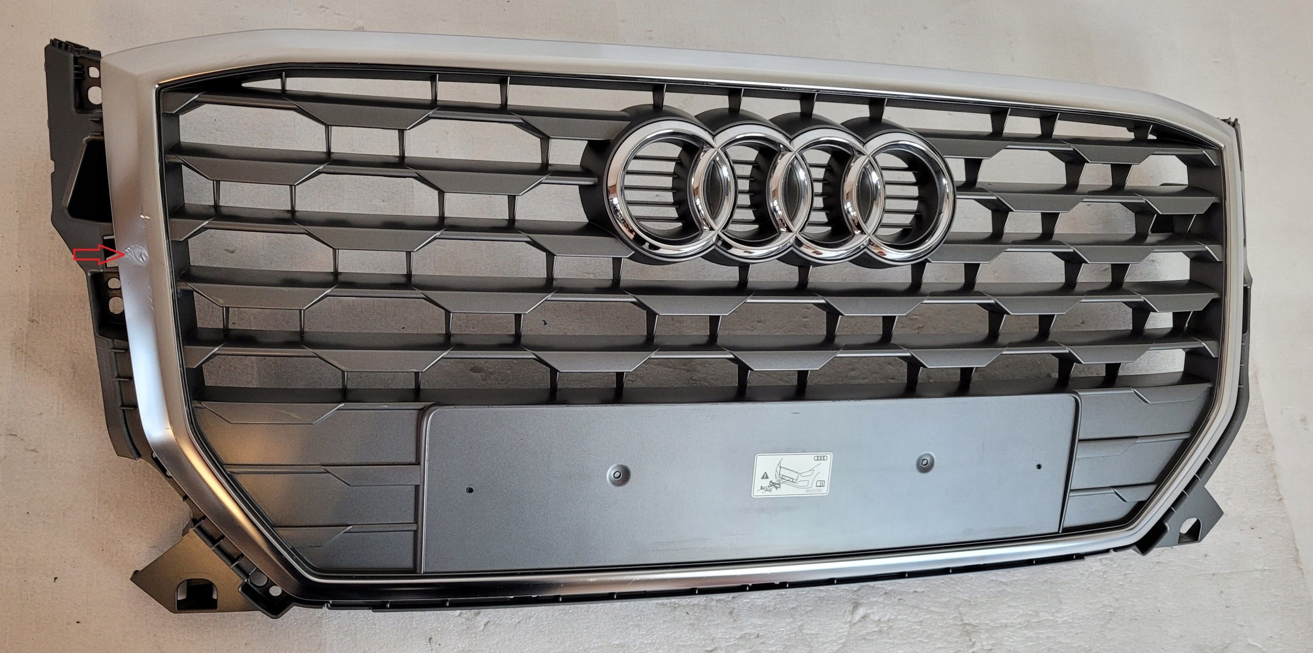 Kühlergrill Audi Q2 81A FRONTGRILL 81A853651 Kühlergitter