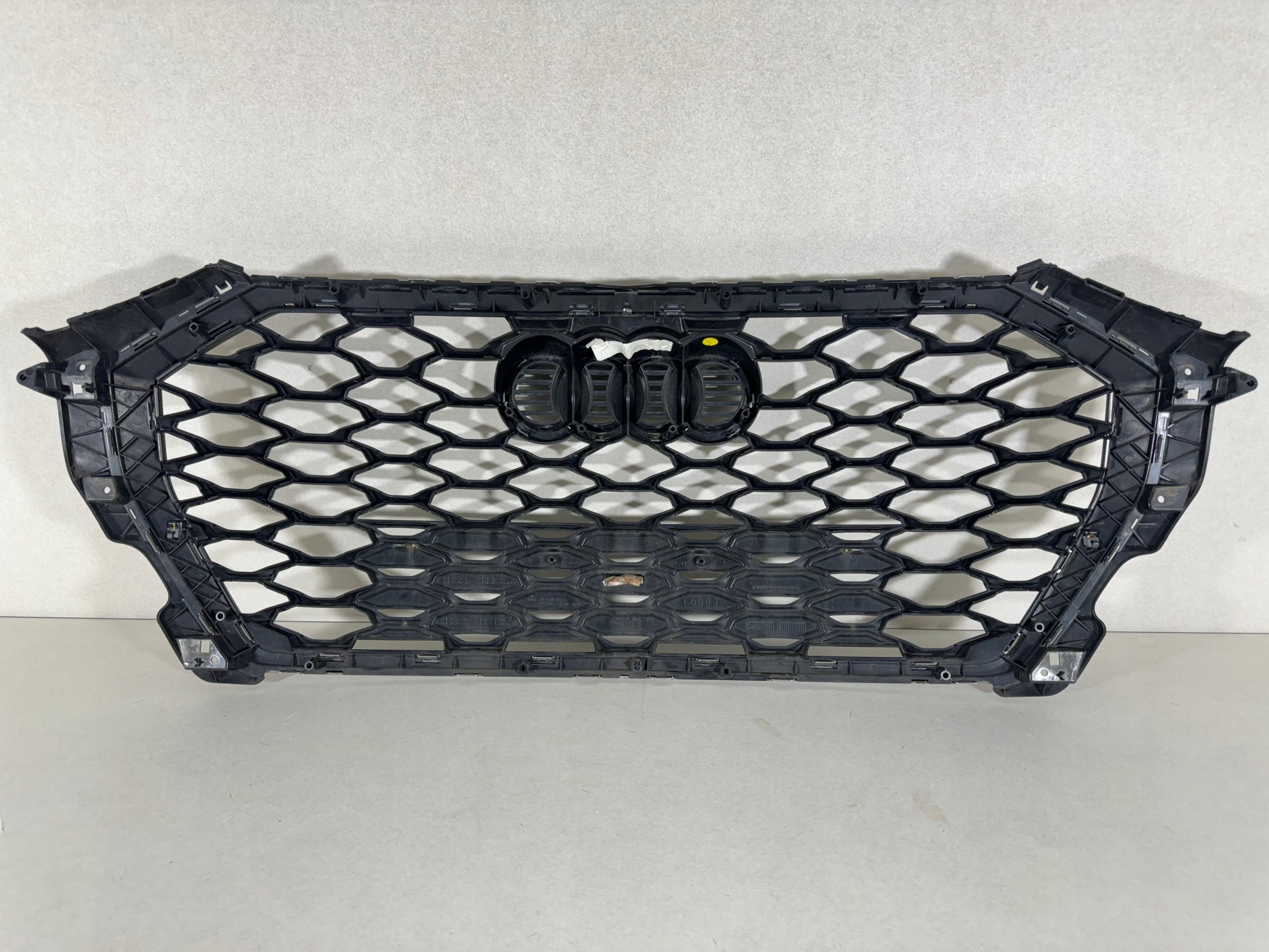 Kühlergrill Audi Q3 FRONTGRILL 83F853651 Kühlergitter