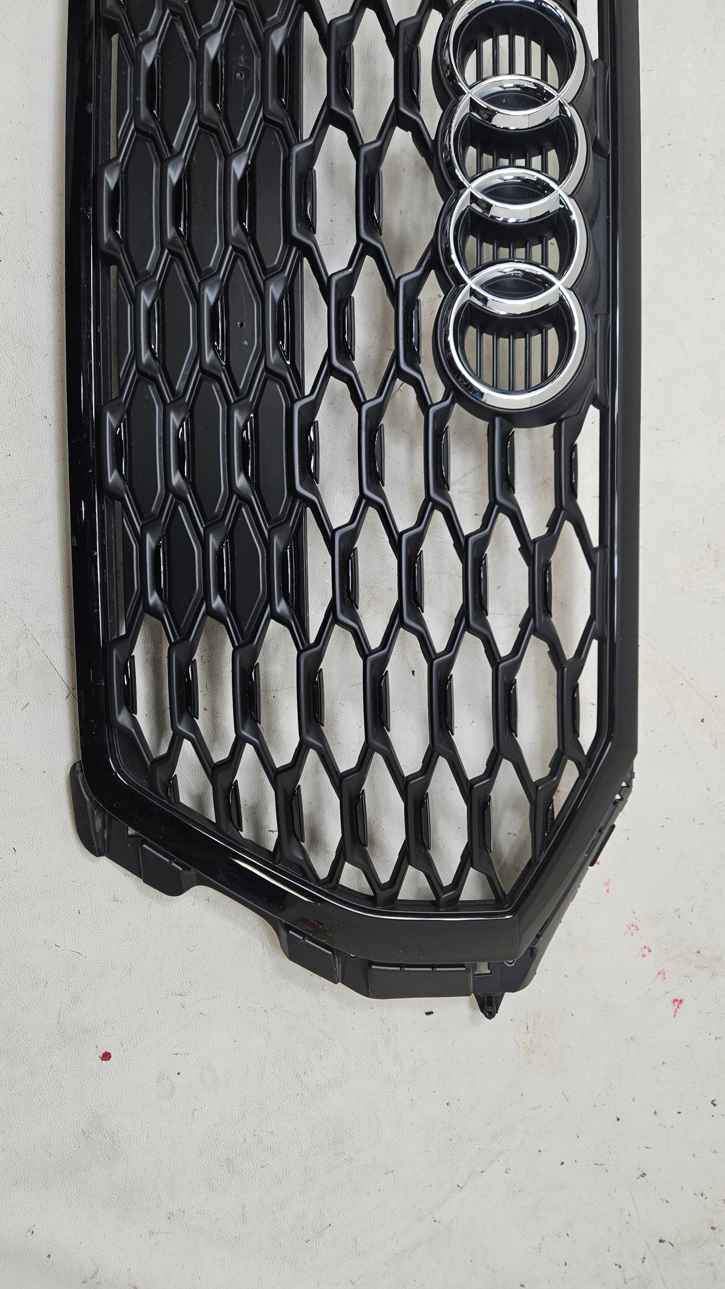 Kühlergrill Audi Q3 FRONTGRILL 83F85365183 Kühlergitter