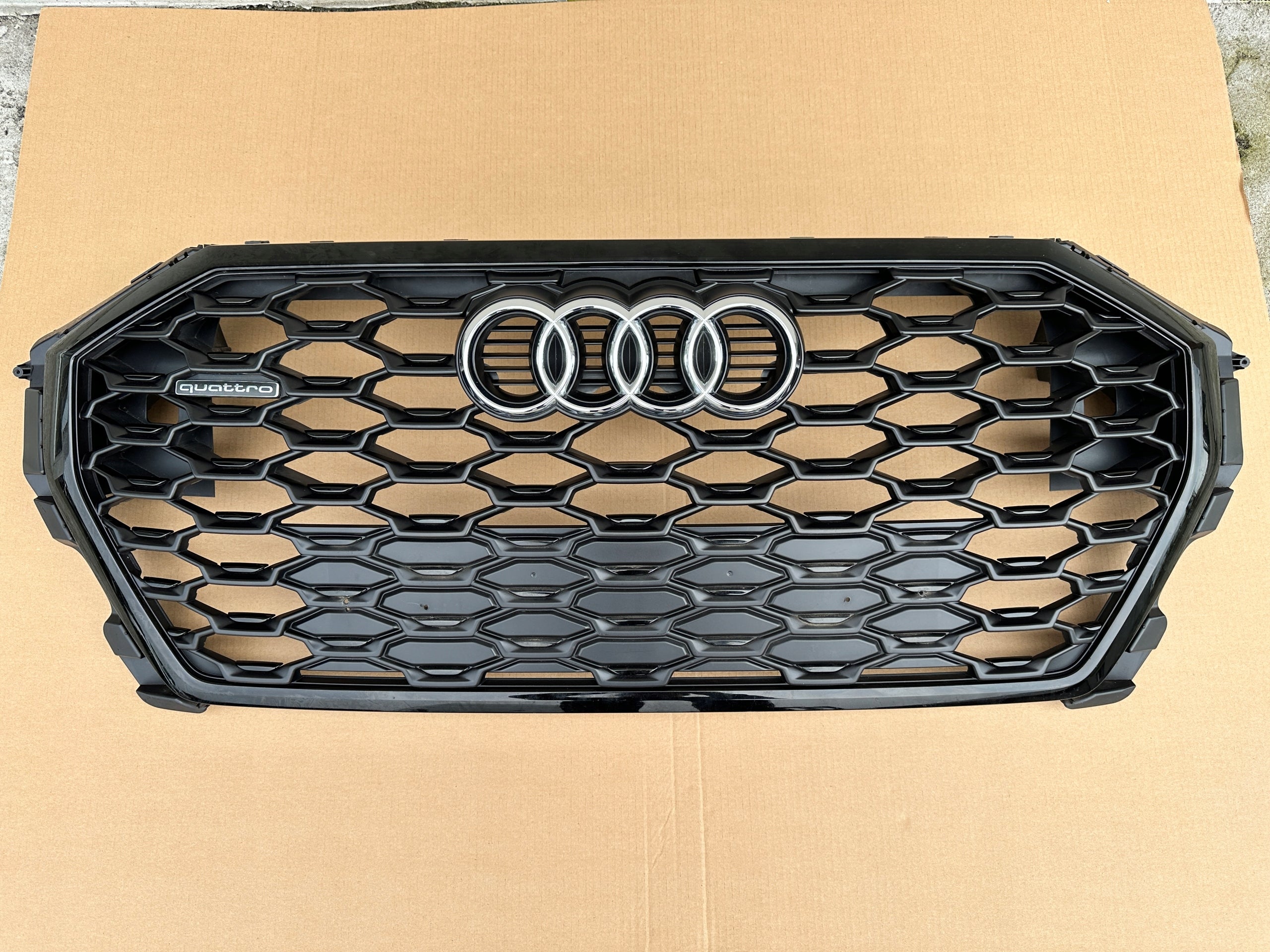  Kühlergrill Audi Q3 FRONTGRILL 83F853651C8 Kühlergitter product image