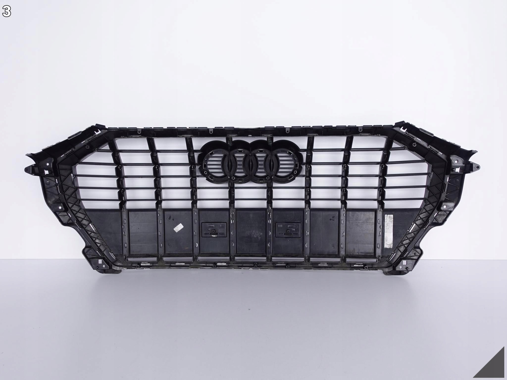 Kühlergrill Audi Q3 FRONTGRILL 83F853651B Kühlergitter