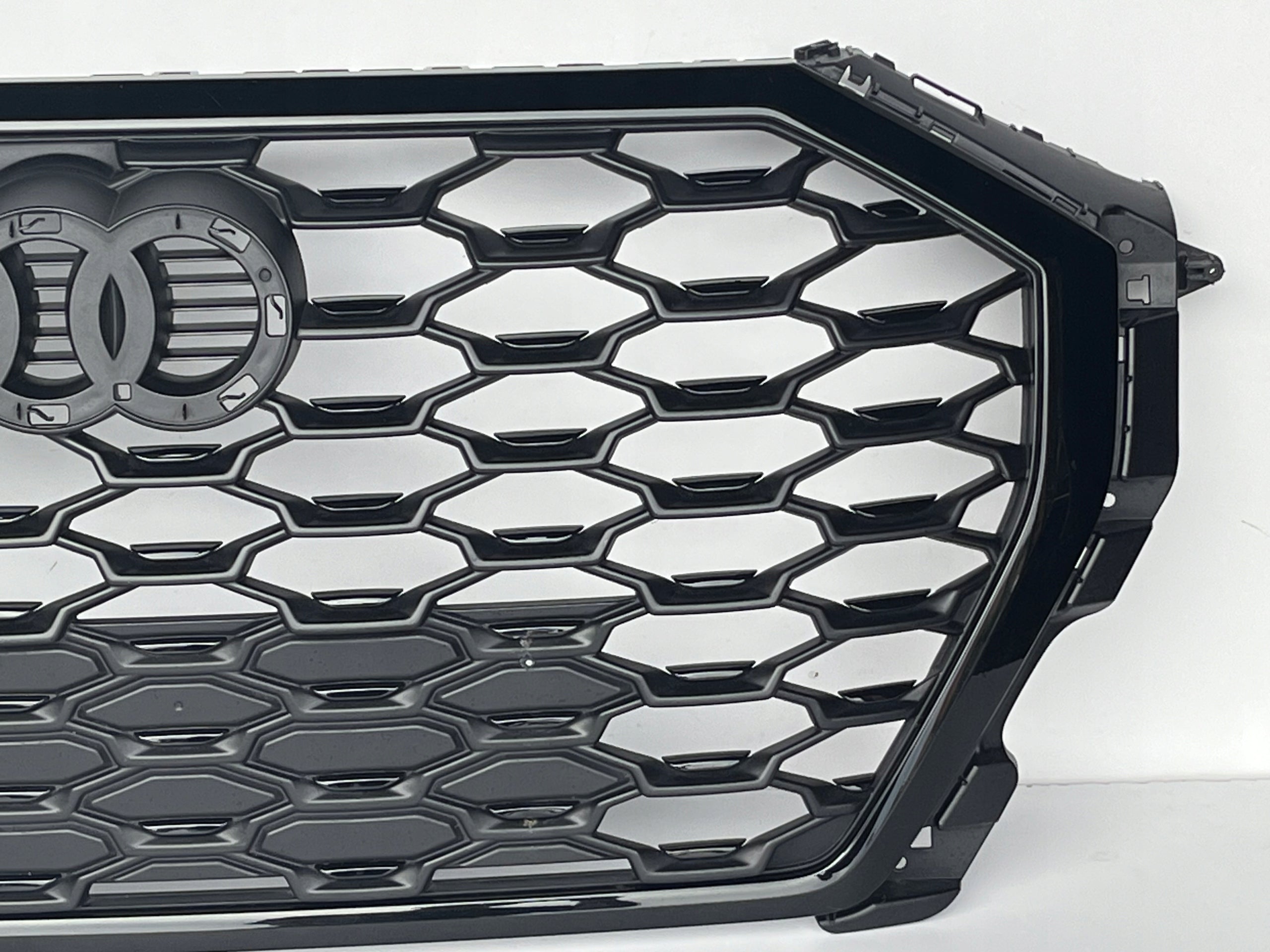 Kühlergrill Audi Q3 83A FRONTGRILL 83F853651AB Kühlergitter