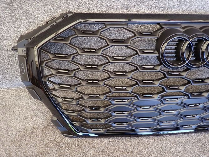 Kühlergrill Audi Q3 FRONTGRILL 83F853651C8 Kühlergitter