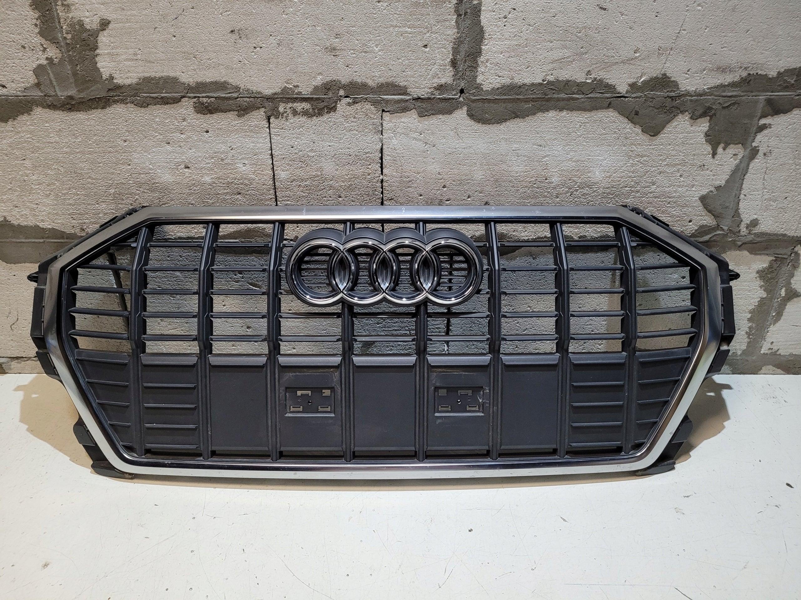 Kühlergrill Audi Q3 FRONTGRILL 83a85365183 Kühlergitter