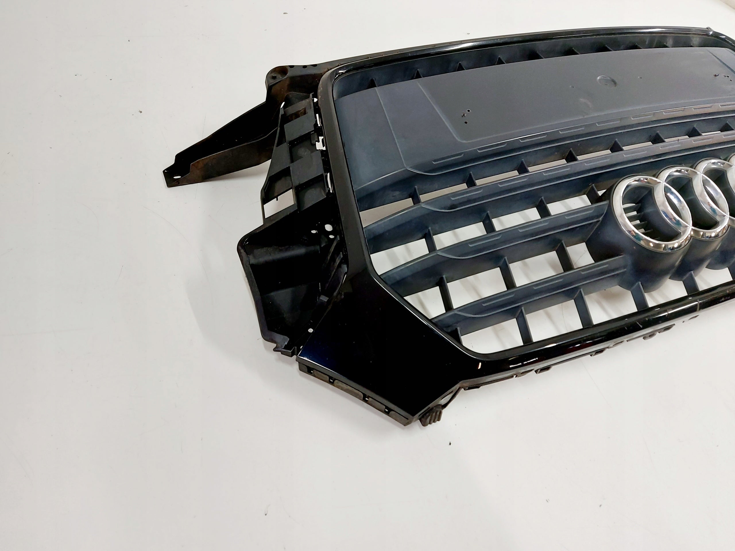 Kühlergrill Audi Q3 8U0 FRONTGRILL 8U0853653Ma Kühlergitter