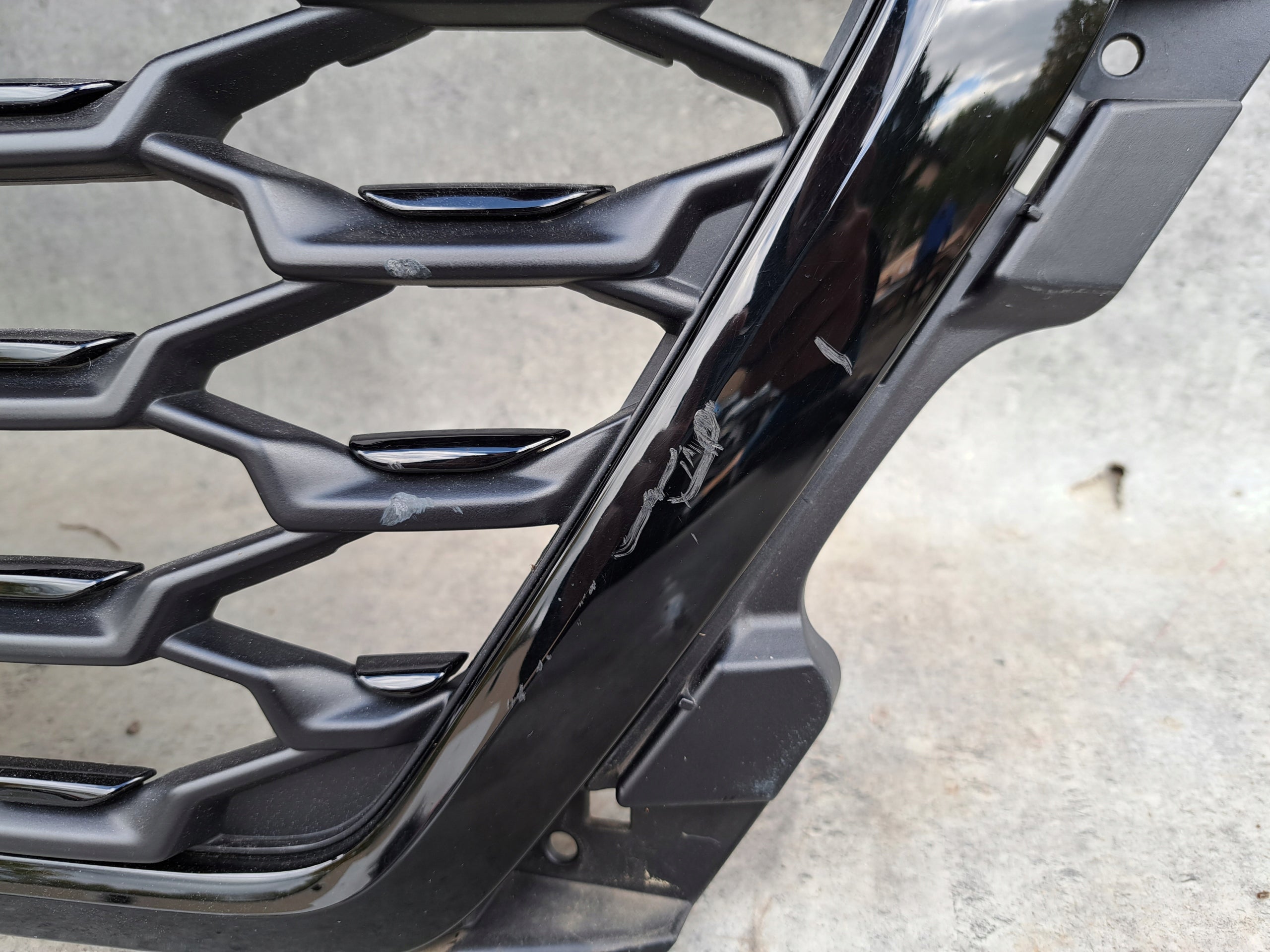 Kühlergrill Audi Q3 FRONTGRILL 83f853651 Kühlergitter