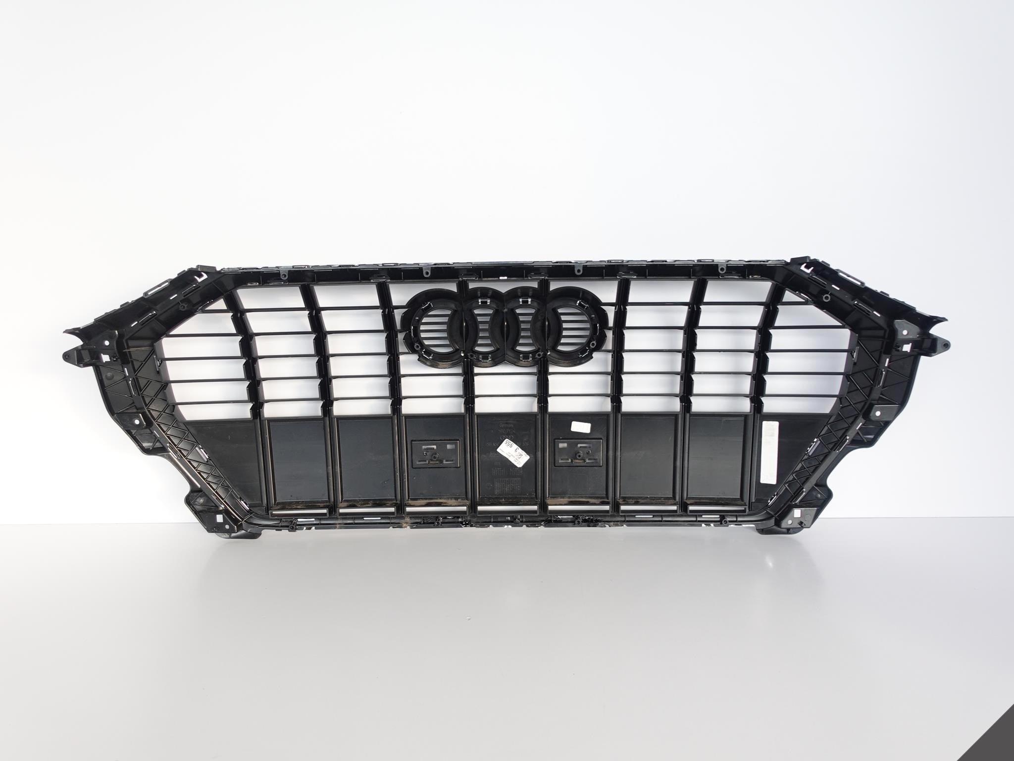 Kühlergrill Audi Q3 FRONTGRILL 83A853651 Kühlergitter