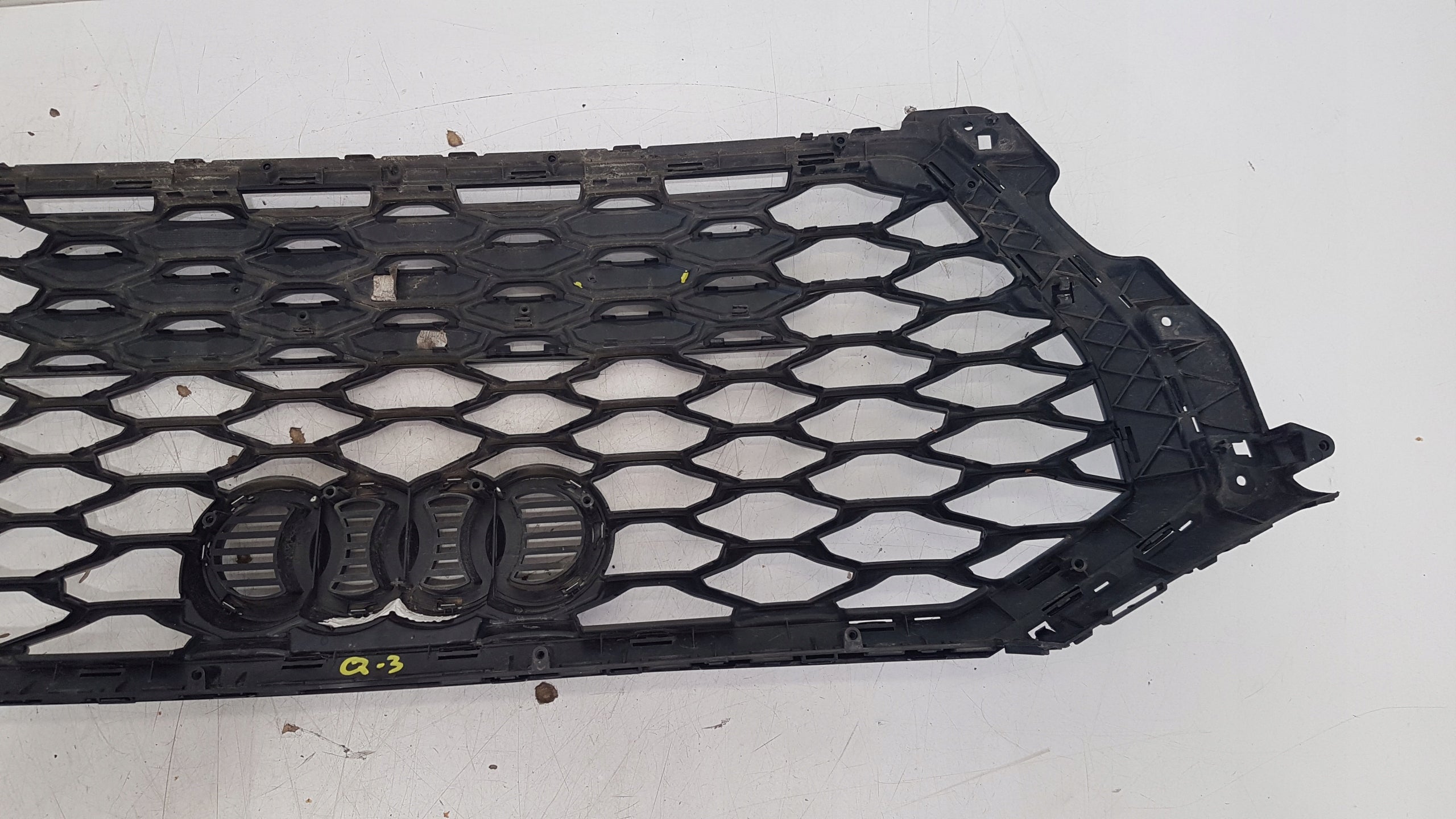 Kühlergrill Audi Q3 FRONTGRILL 83F85365183 Kühlergitter