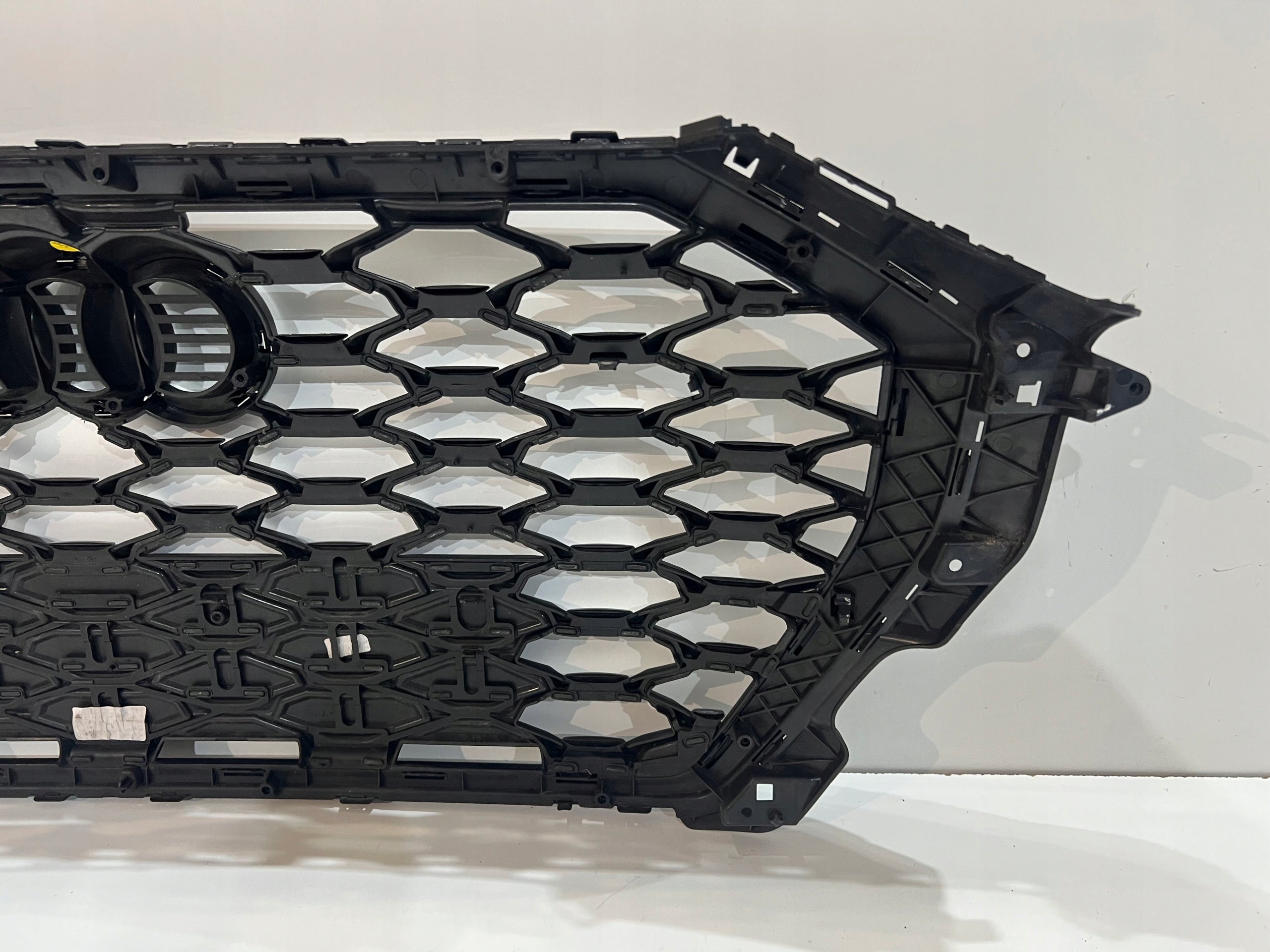 Kühlergrill Audi Q3 FRONTGRILL 83F853651A8 Kühlergitter