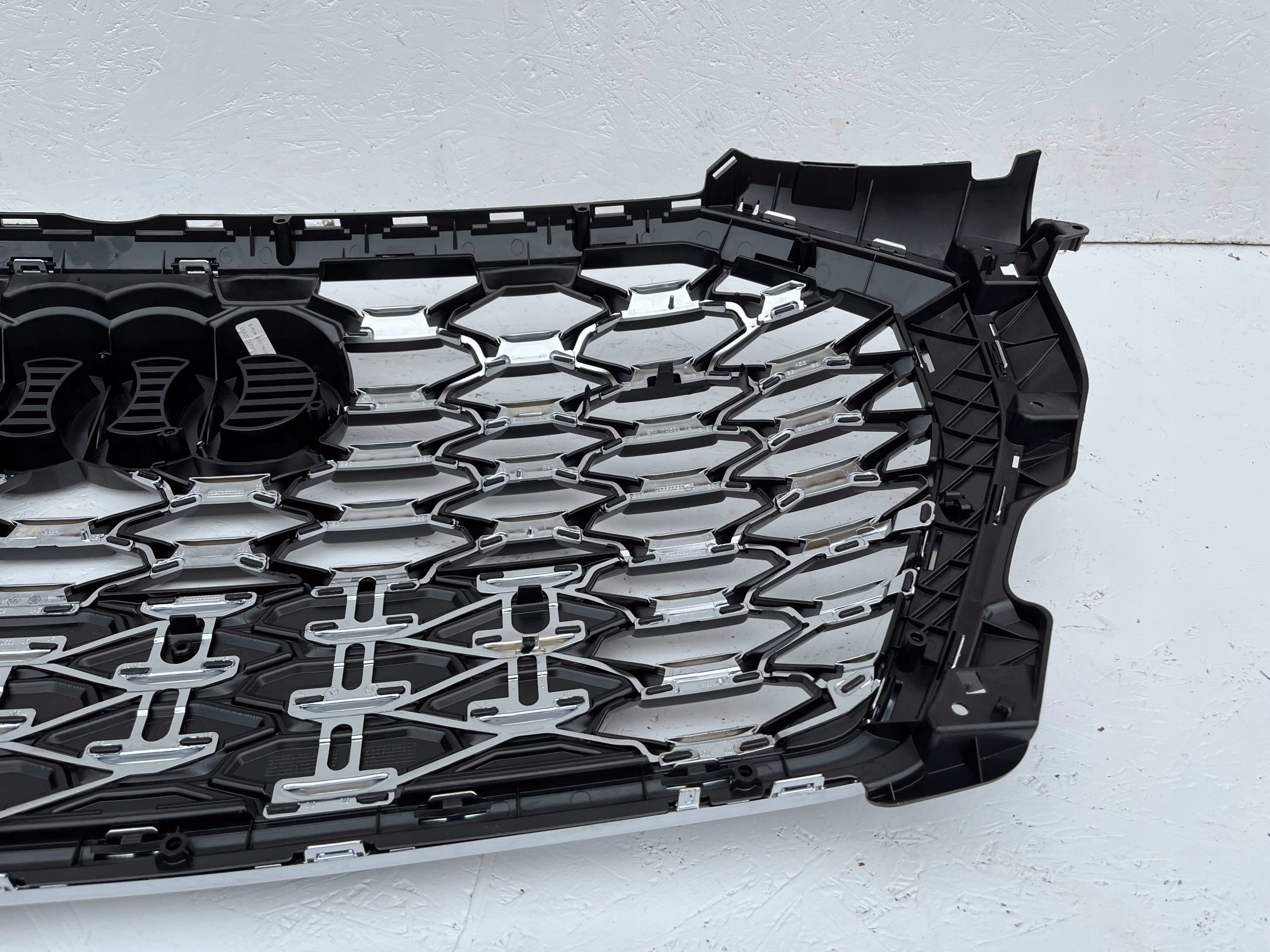 Kühlergrill Audi Q3 FRONTGRILL 83F853651B Kühlergitter