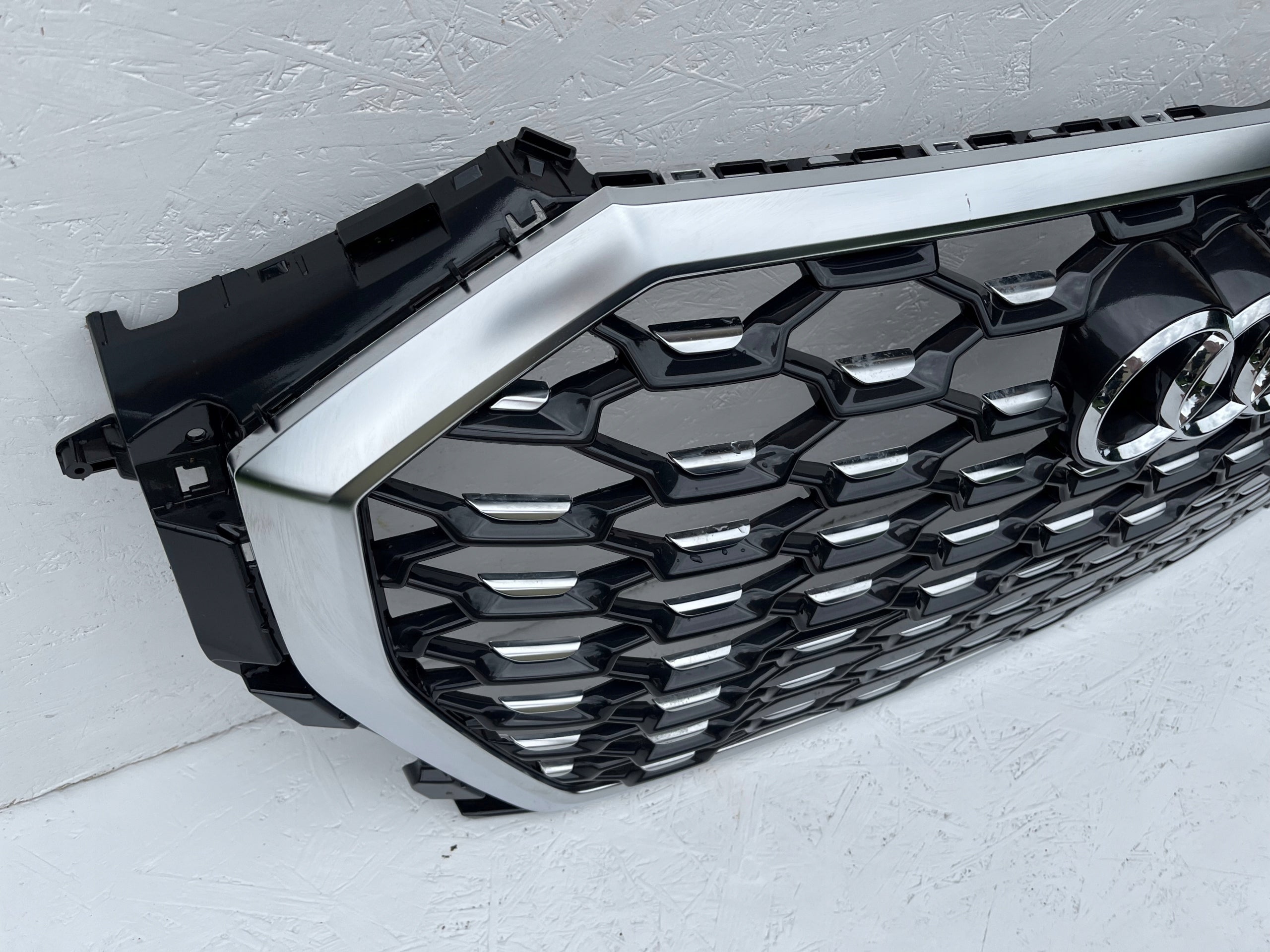 Kühlergrill Audi Q3 FRONTGRILL 83F853651B Kühlergitter