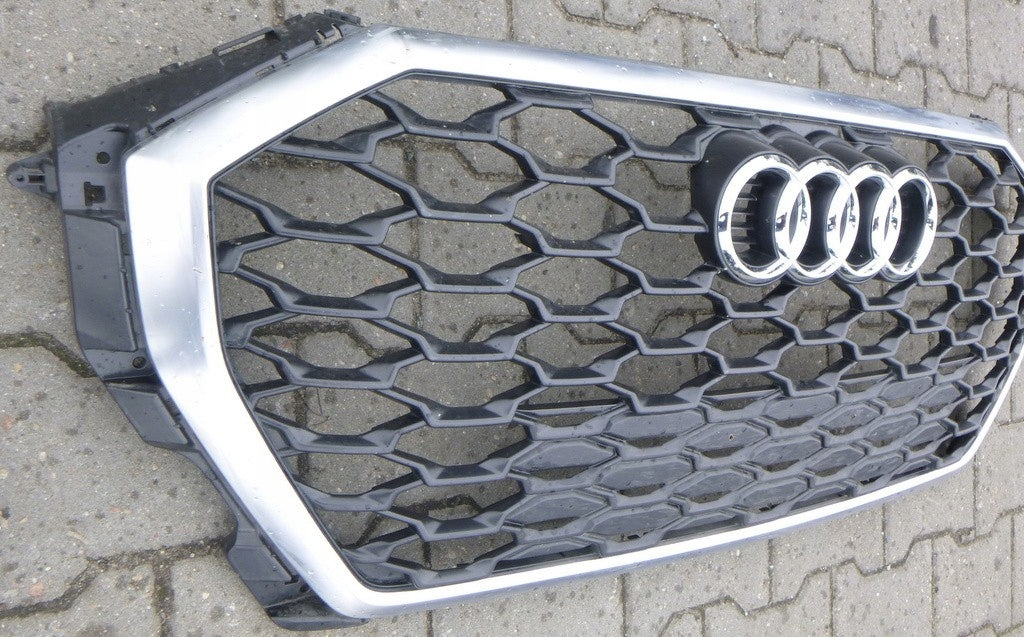 Kühlergrill Audi Q3 FRONTGRILL 83F853651BA Kühlergitter