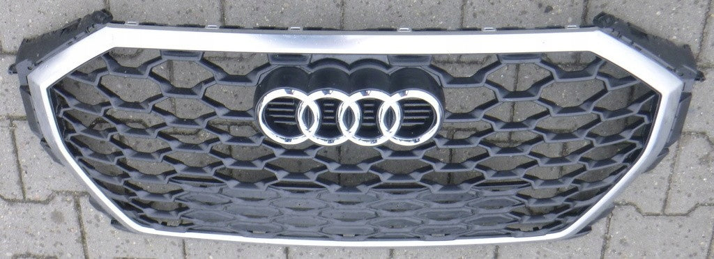 Kühlergrill Audi Q3 FRONTGRILL 83F853651BA Kühlergitter