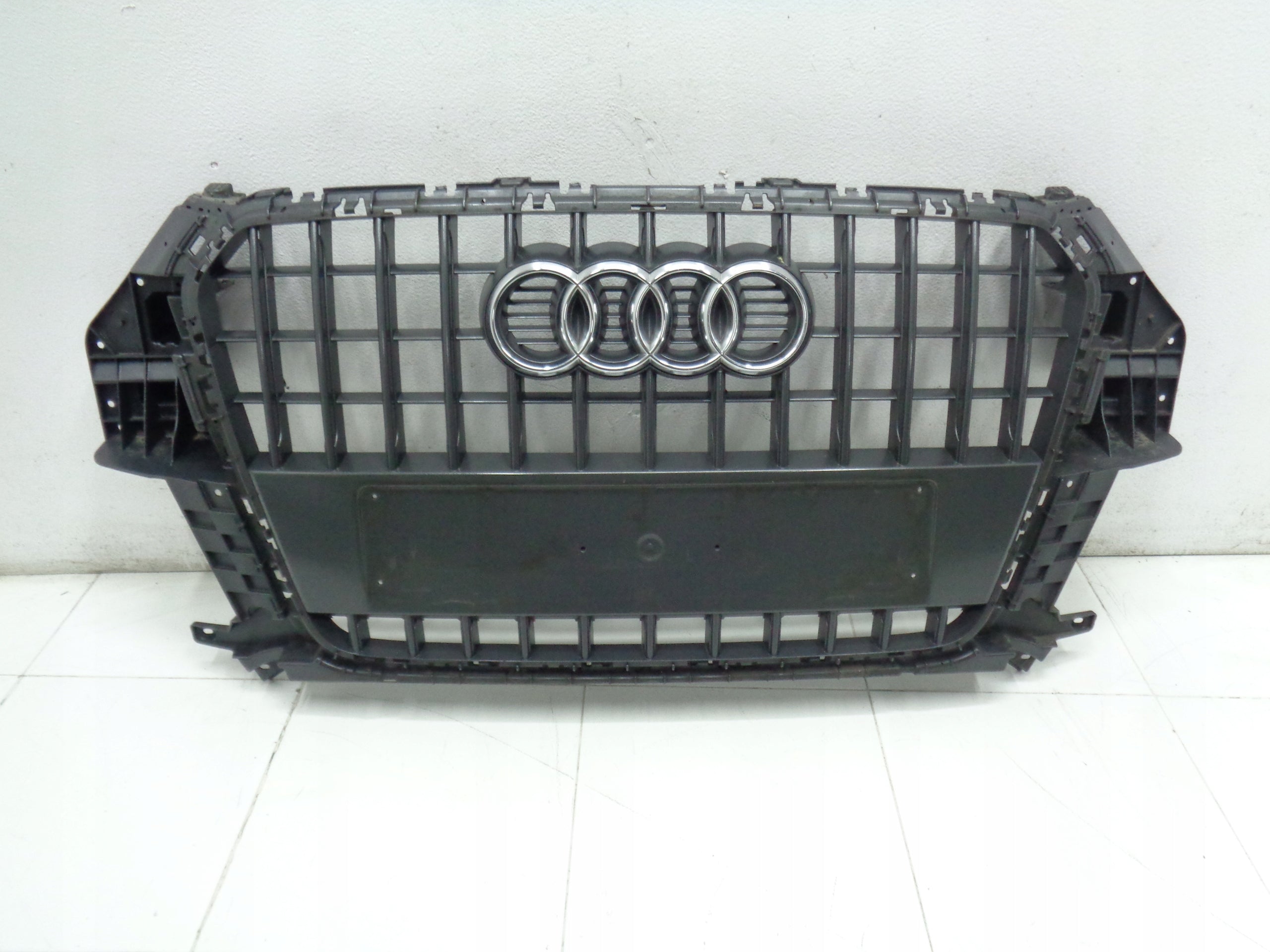  Calandre Audi Q3 FRONTGRILL 8U0853651H8 calandre  product image