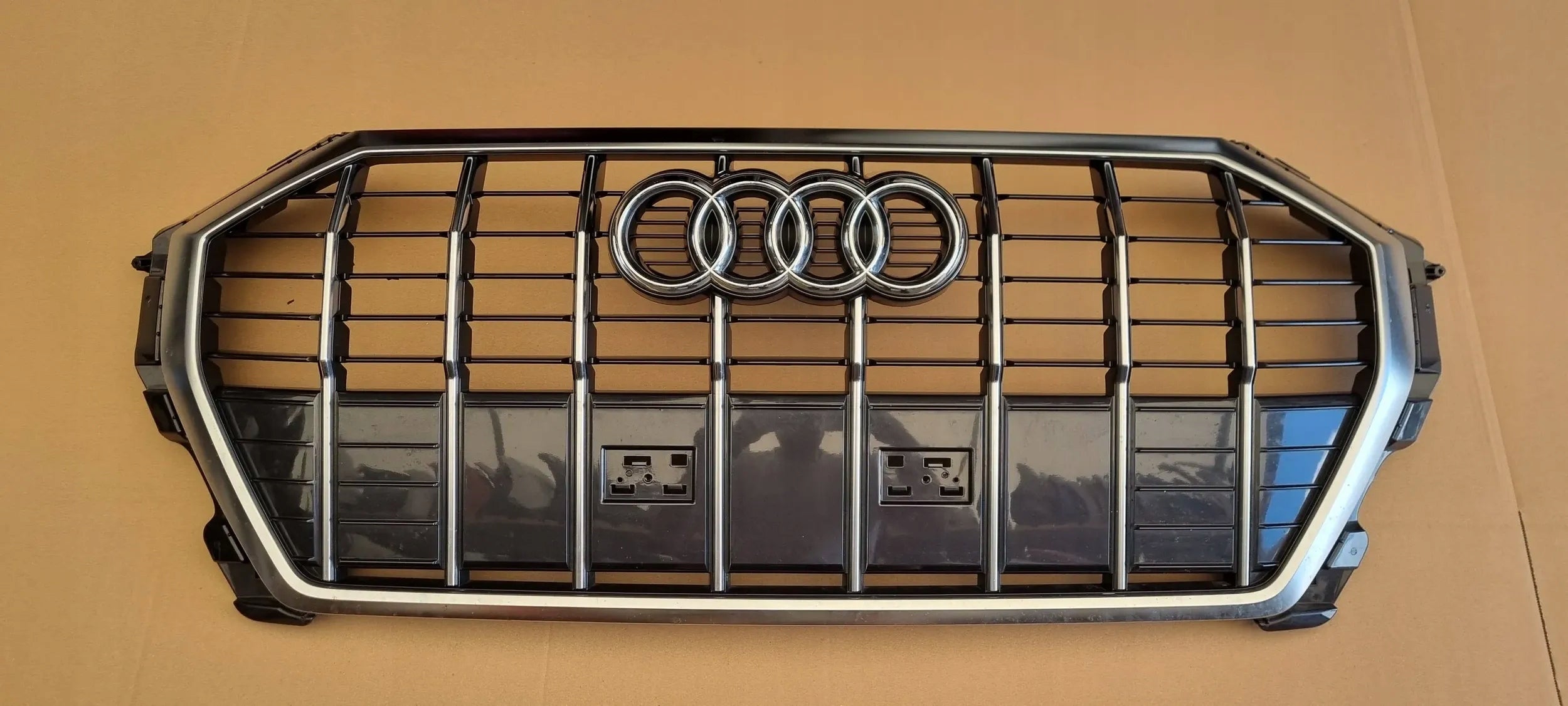  Kühlergrill Audi Q3 FRONTGRILL 83A853651E Kühlergitter product image