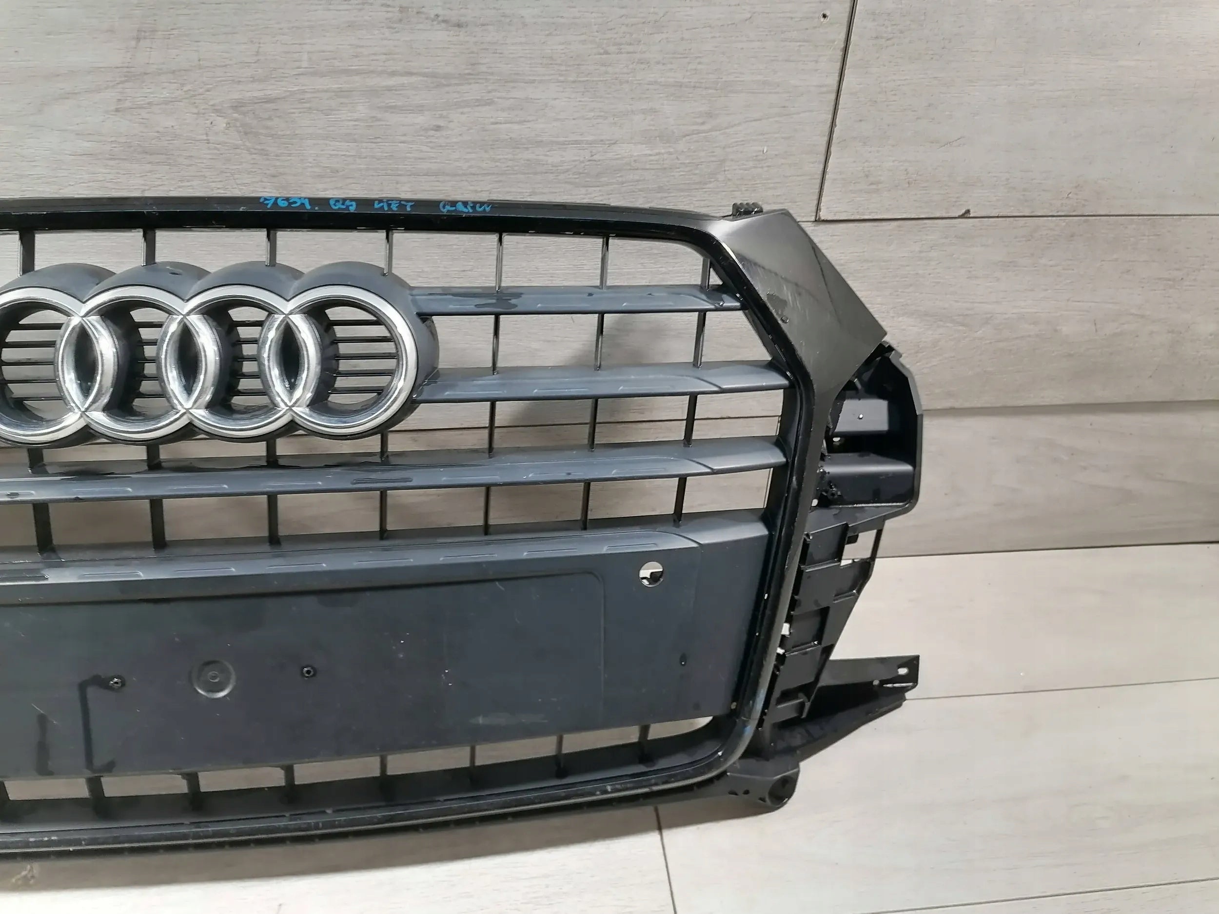 Kühlergrill Audi Q3 FRONTGRILL 8u0853653M8 Kühlergitter