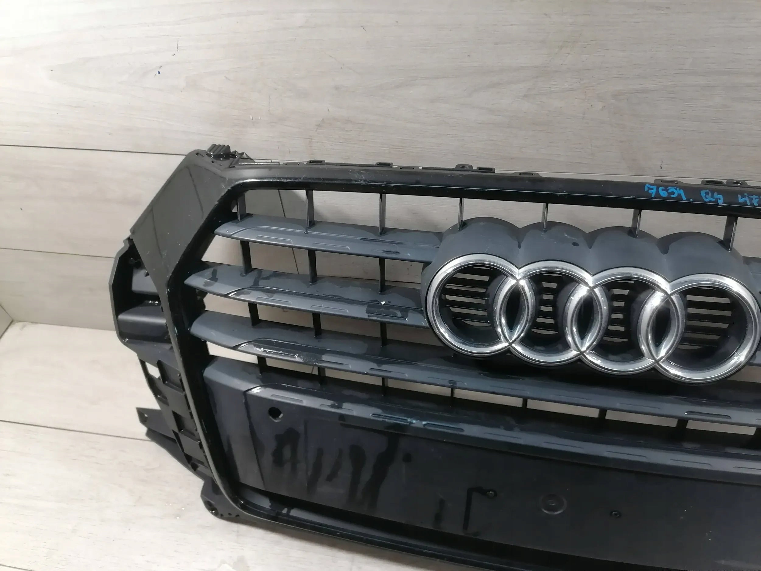 Kühlergrill Audi Q3 FRONTGRILL 8u0853653M8 Kühlergitter