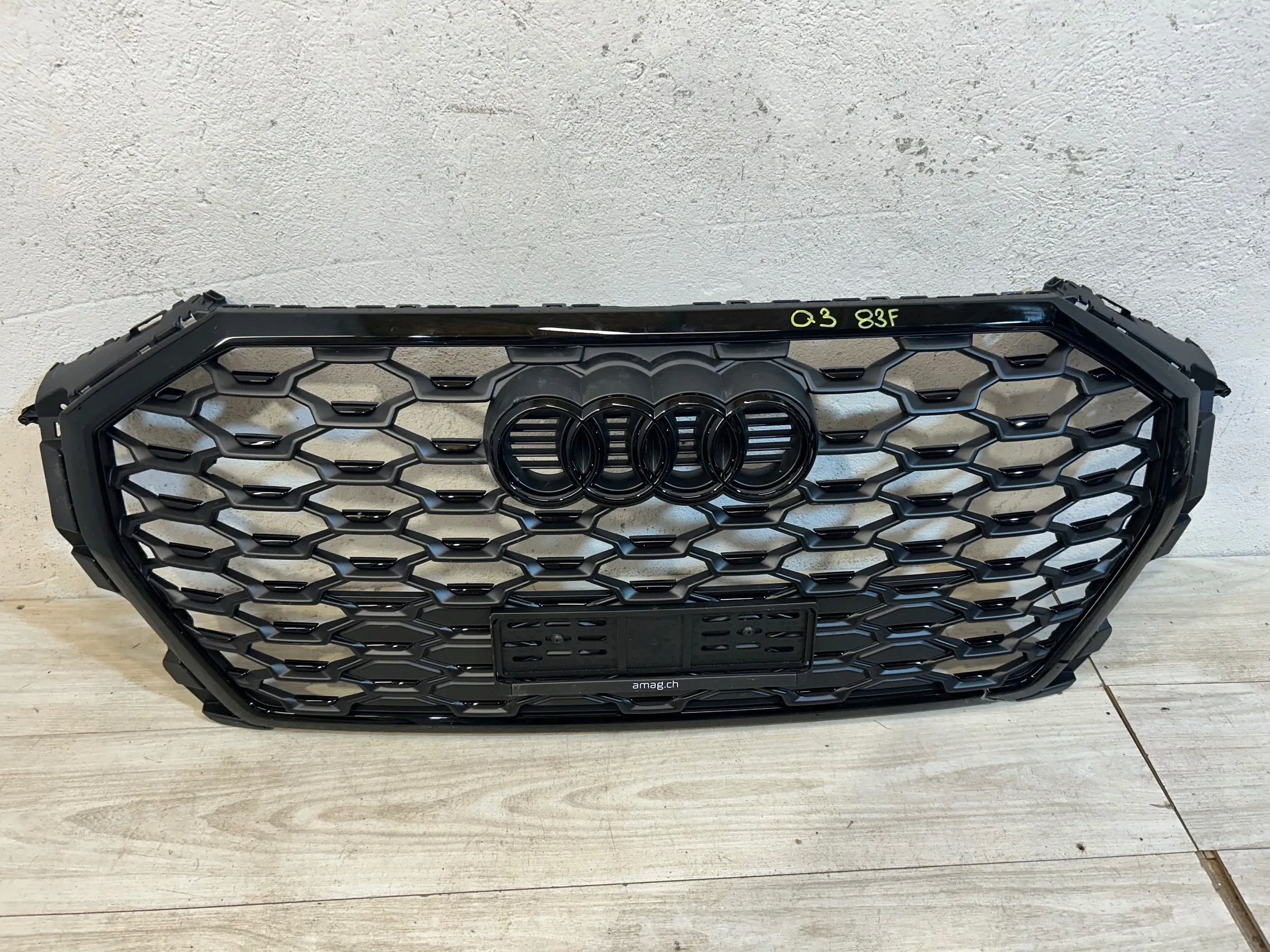  Kühlergrill Audi Q3 FRONTGRILL Kühlergitter product image