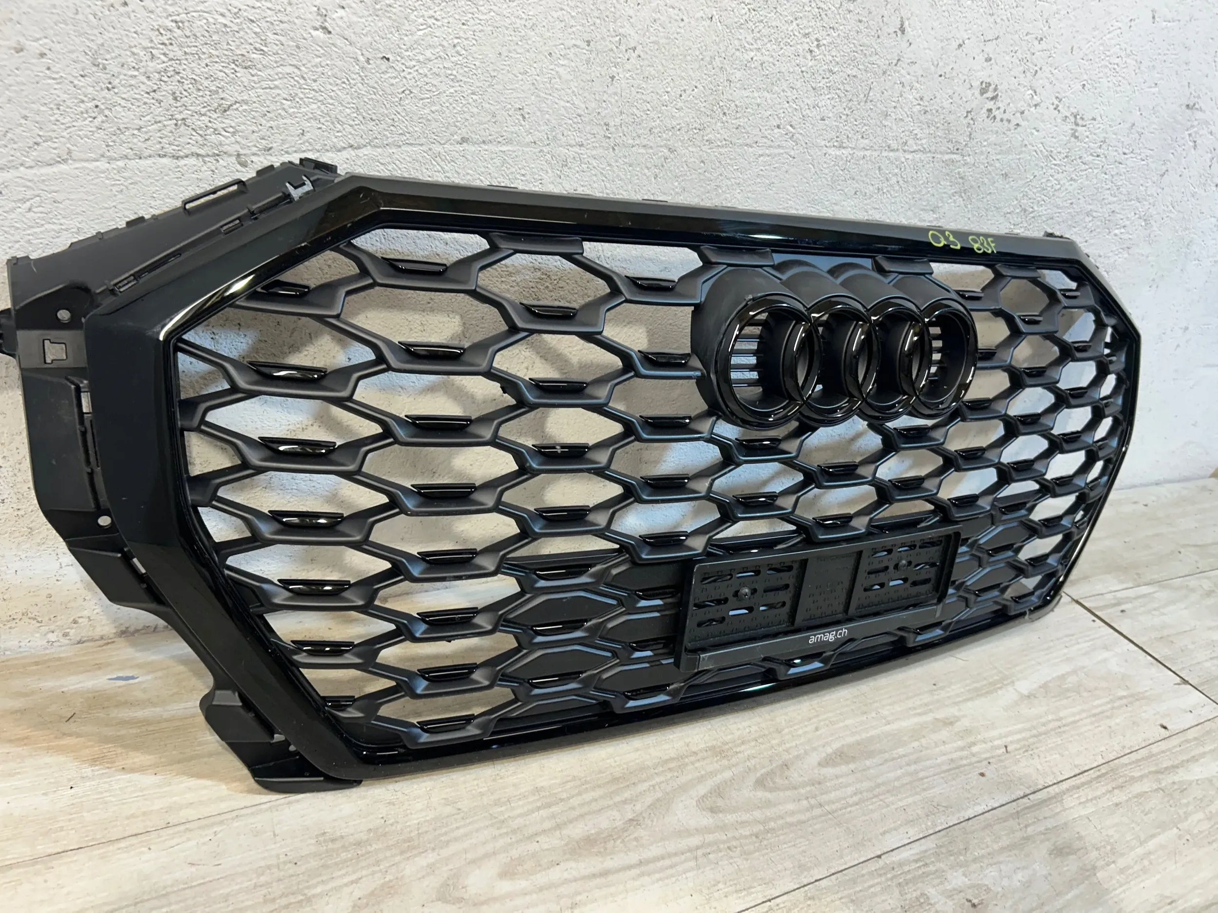 Kühlergrill Audi Q3 FRONTGRILL Kühlergitter