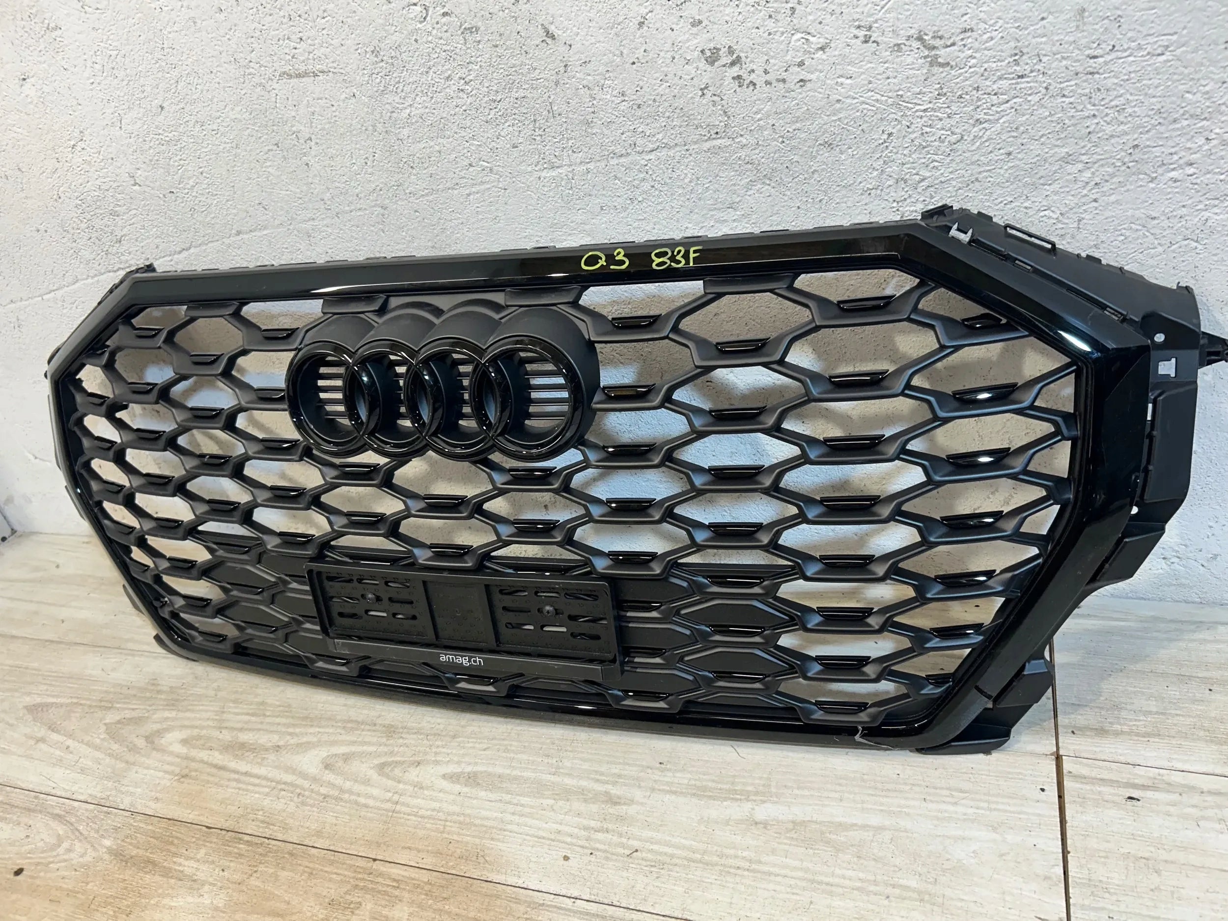 Kühlergrill Audi Q3 FRONTGRILL Kühlergitter