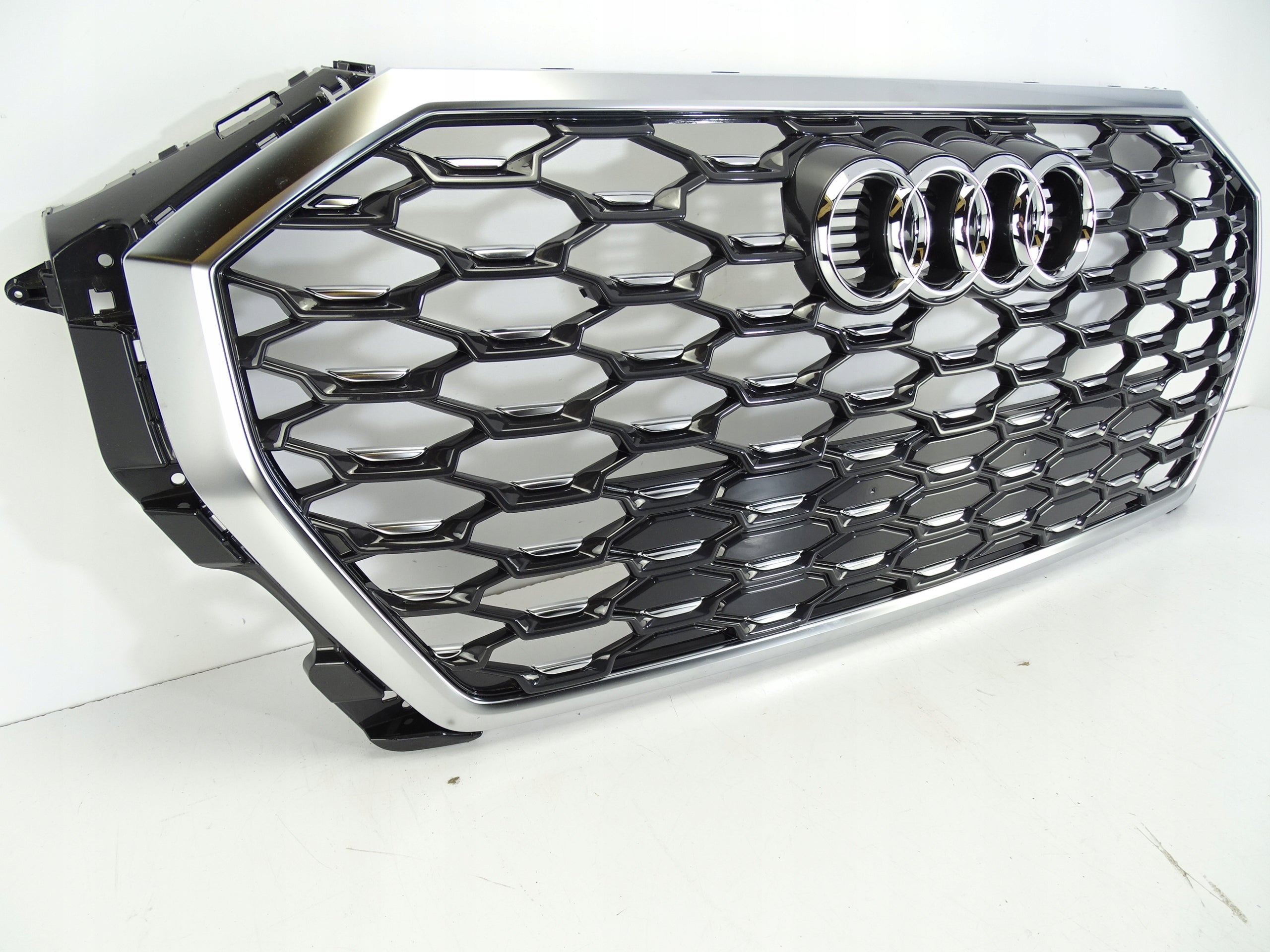 Kühlergrill Audi SQ3 FRONTGRILL Kühlergitter