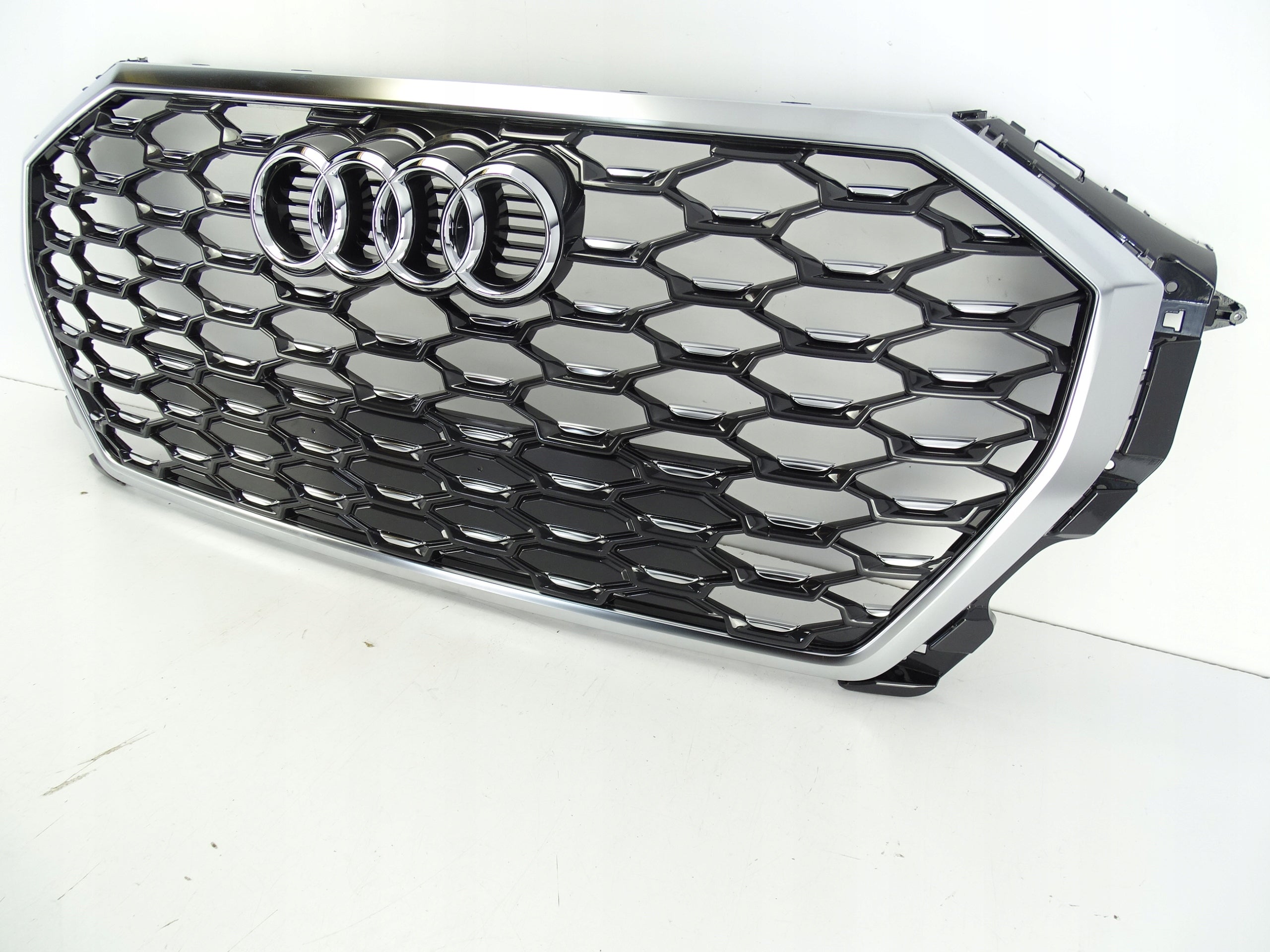 Kühlergrill Audi SQ3 FRONTGRILL Kühlergitter