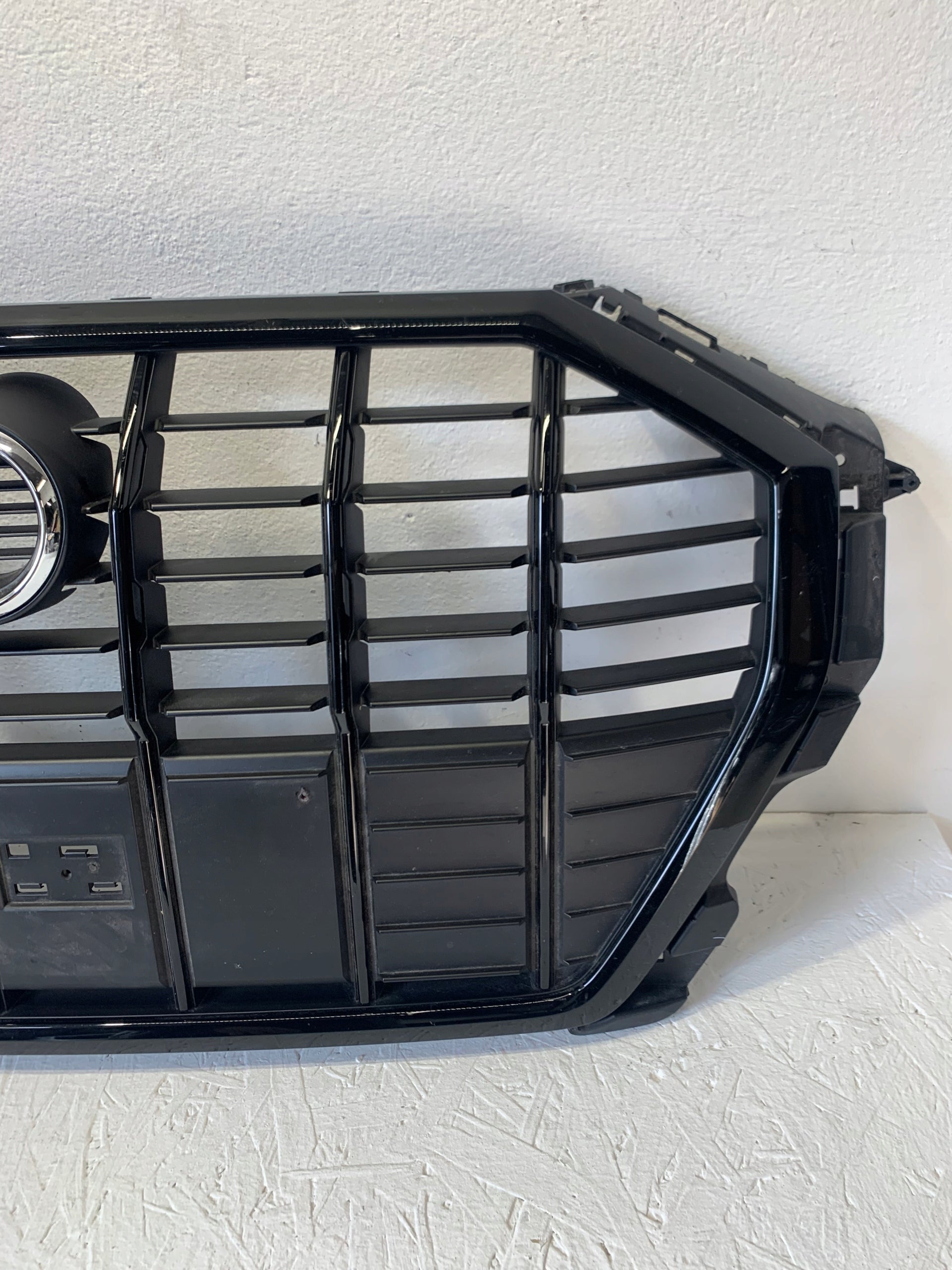 Kühlergrill Audi Q3 FRONTGRILL Kühlergitter