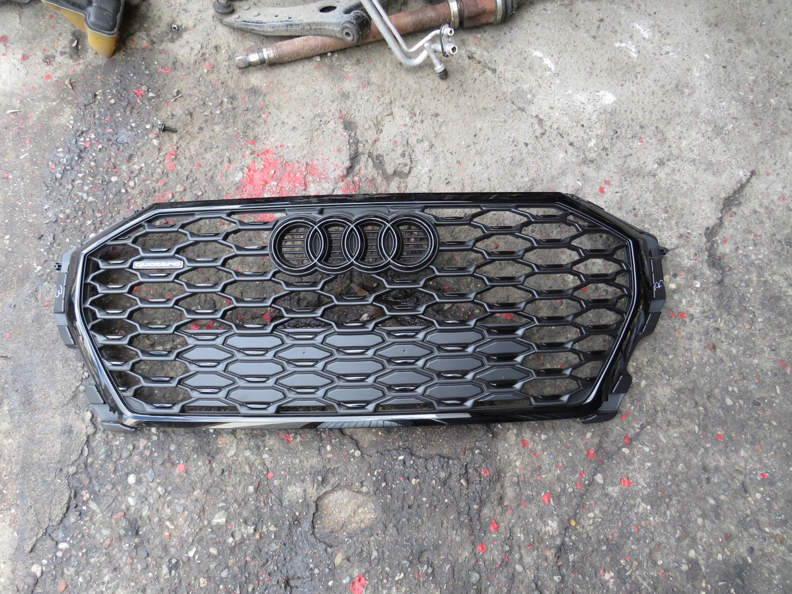  Radiator grille Audi Q3 83A FRONT GRILL 83A853651 Radiator grille  product image