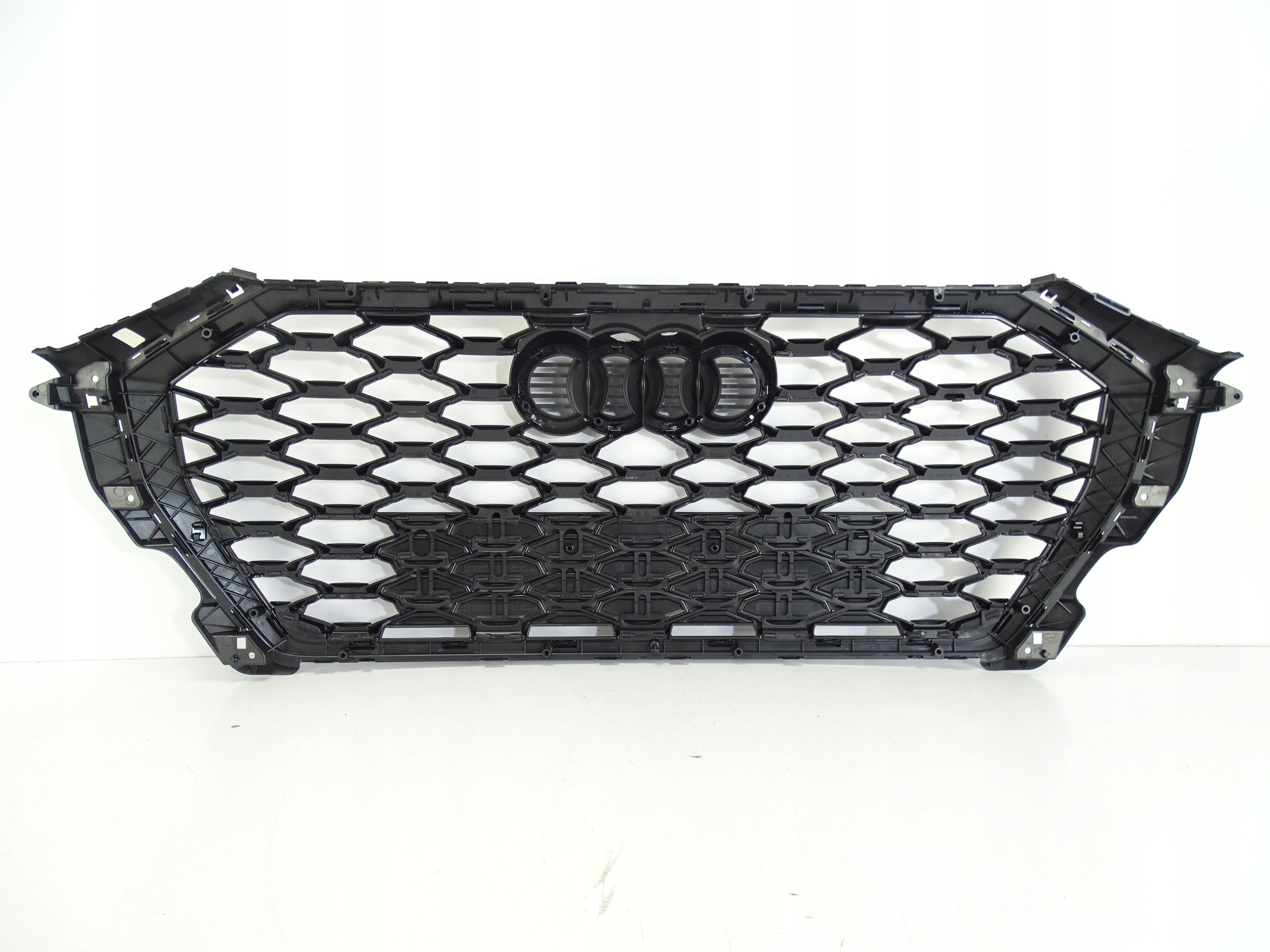 Kühlergrill Audi Q3 S3 FRONTGRILL 83F85365183 Kühlergitter