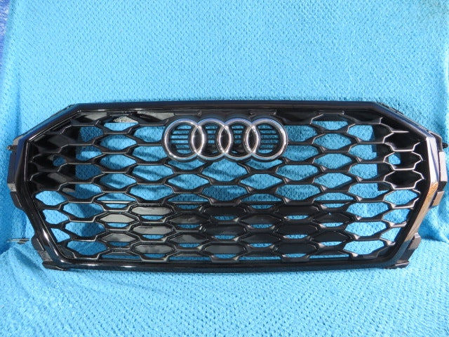 Kühlergrill Audi Q3 TT FRONTGRILL Kühlergitter