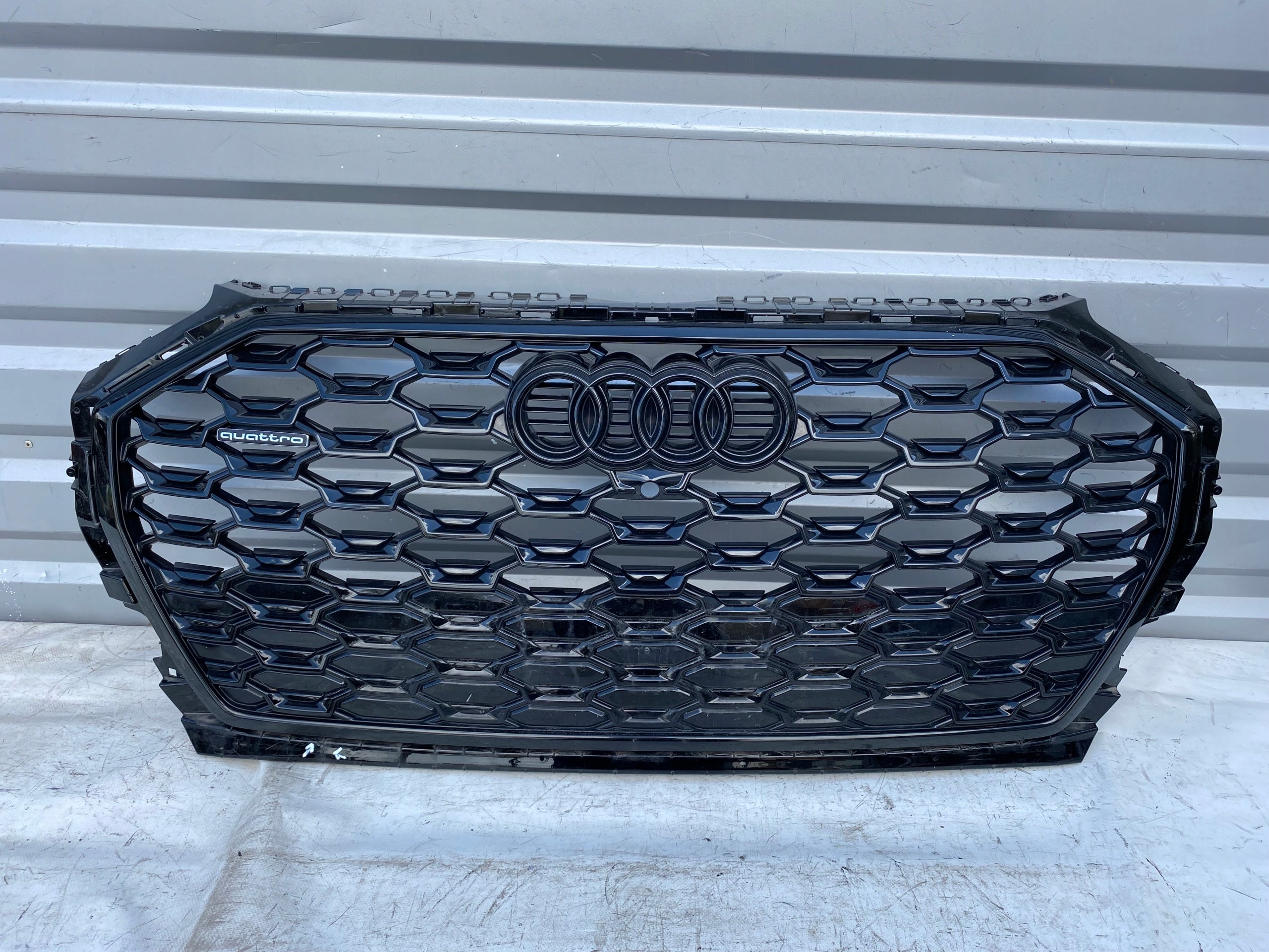  Kühlergrill Audi Q5 FRONTGRILL 80F85365180 Kühlergitter product image