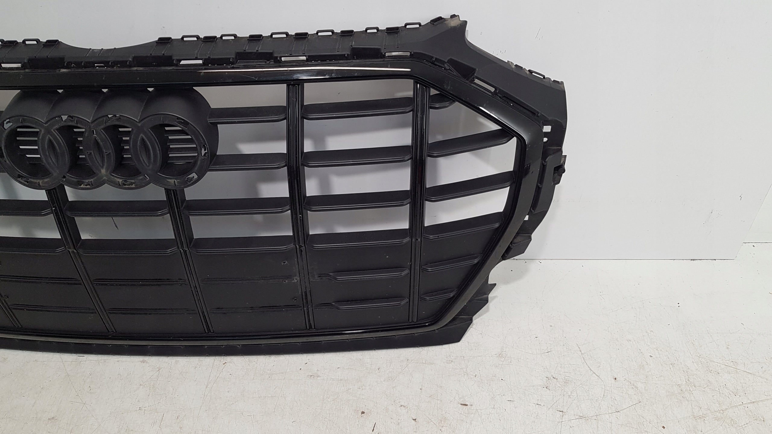 Kühlergrill Audi Q5 FRONTGRILL 80a853651 Kühlergitter