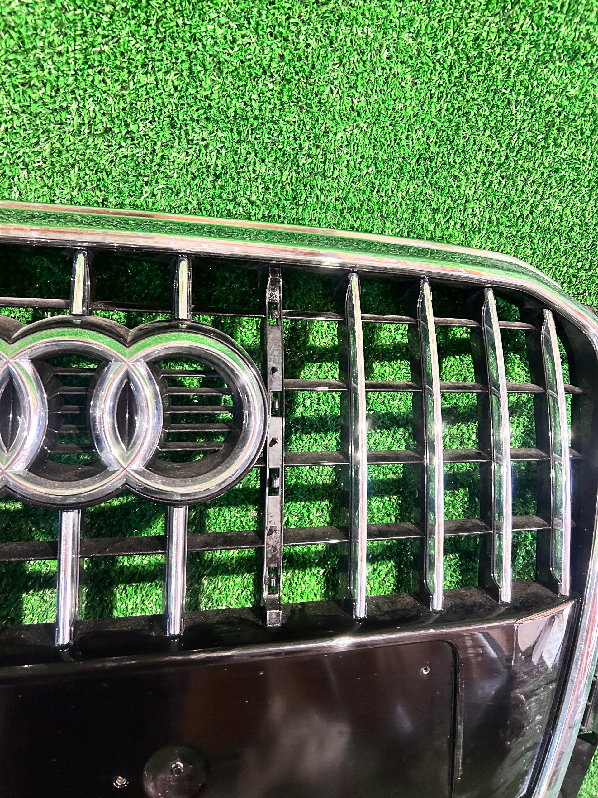 Kühlergrill Audi Q5 8R FRONTGRILL 8R0853651R Kühlergitter