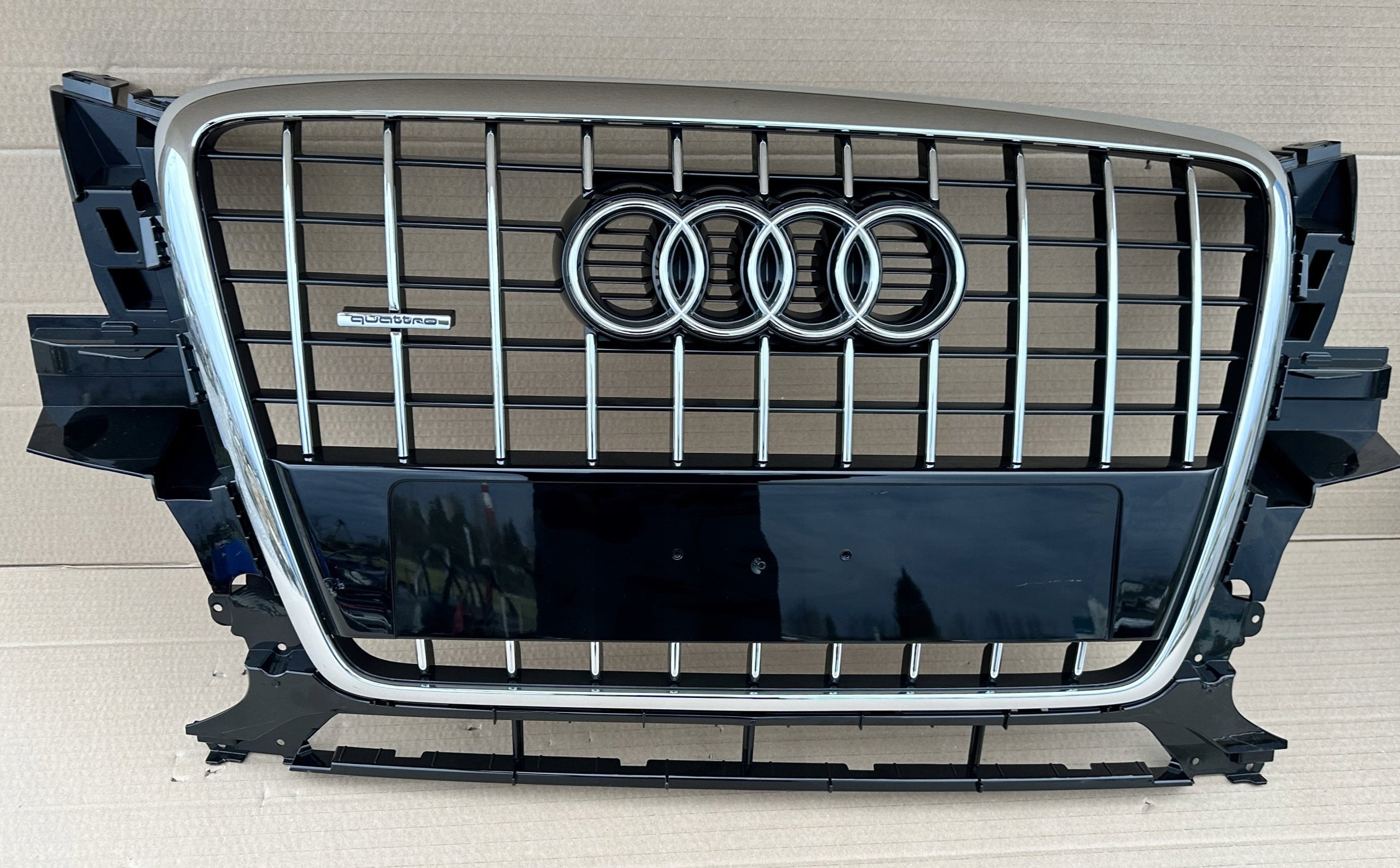 Kühlergrill Audi Q5 8R FRONTGRILL 8R0853651R Kühlergitter