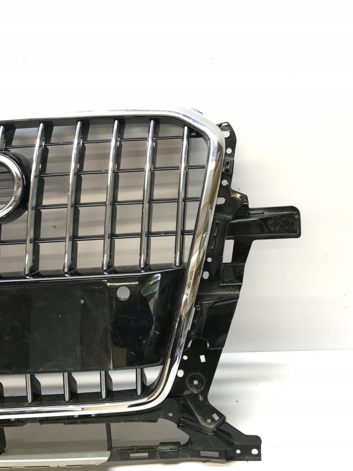 Kühlergrill Audi Q5 8R0 FRONTGRILL 8R0853651R Kühlergitter