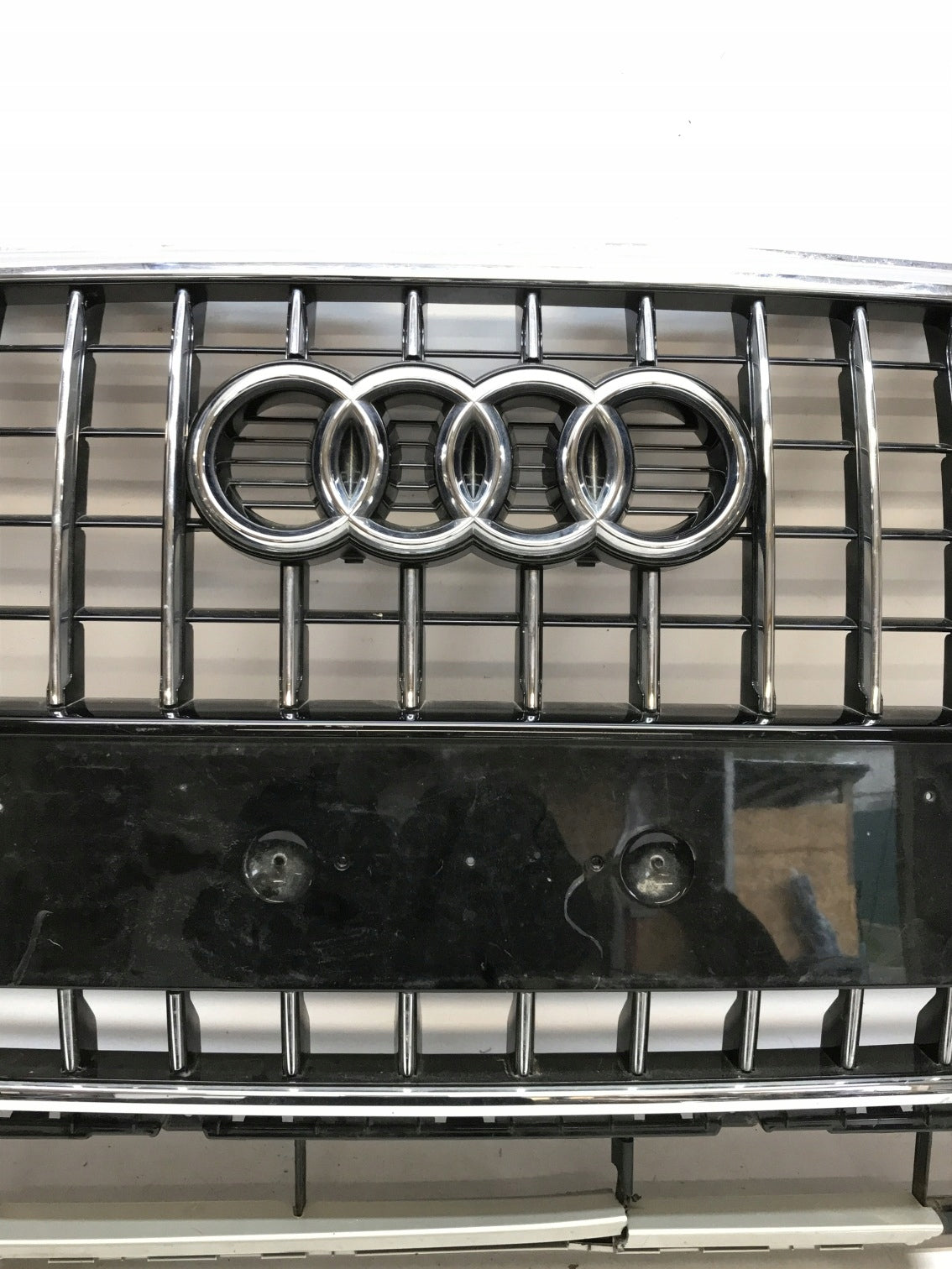 Kühlergrill Audi Q5 8R0 FRONTGRILL 8R0853651R Kühlergitter