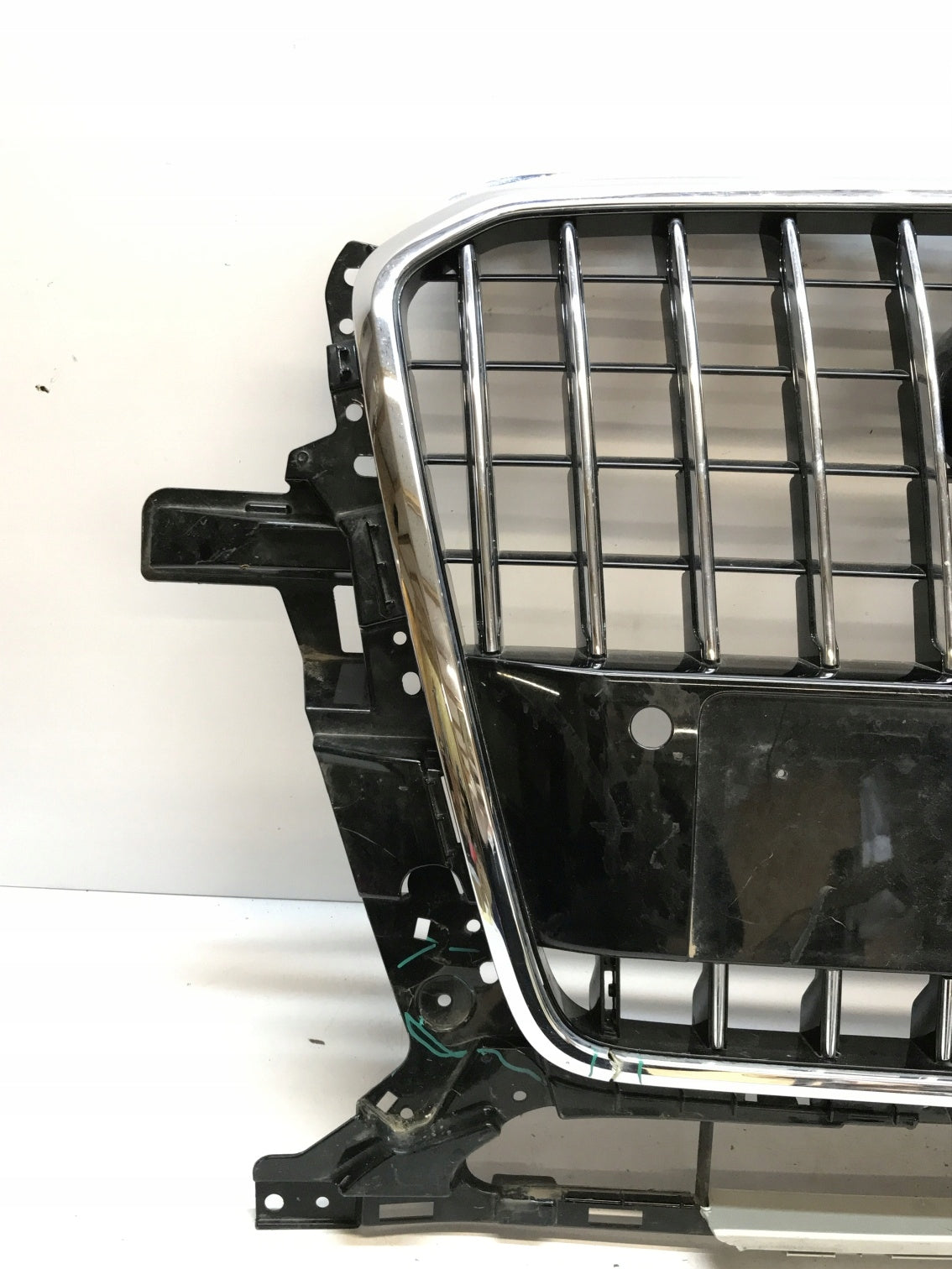 Kühlergrill Audi Q5 8R0 FRONTGRILL 8R0853651R Kühlergitter