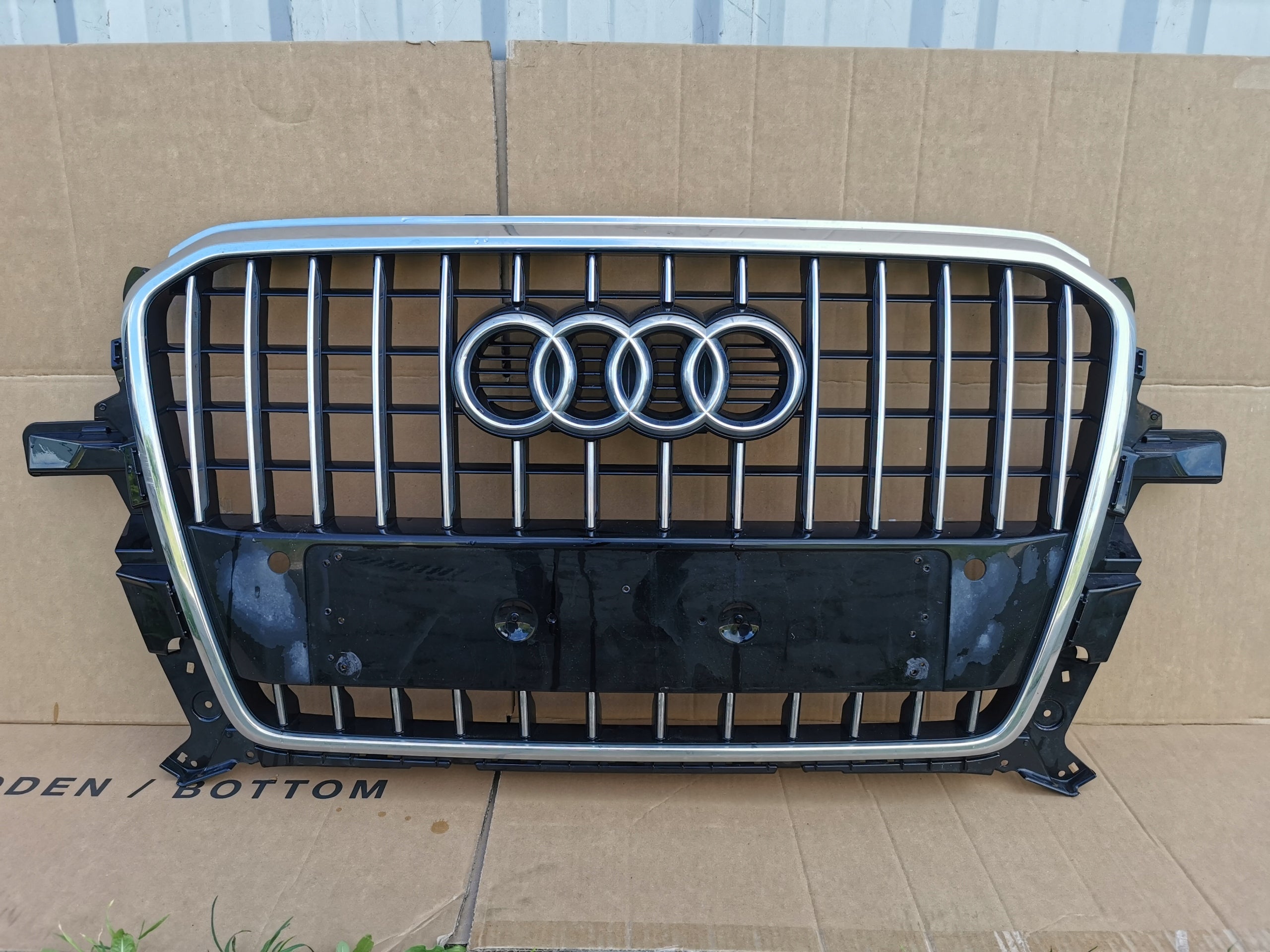 Kühlergrill Audi Q5 8R0 FRONTGRILL 8R0853651RA Kühlergitter