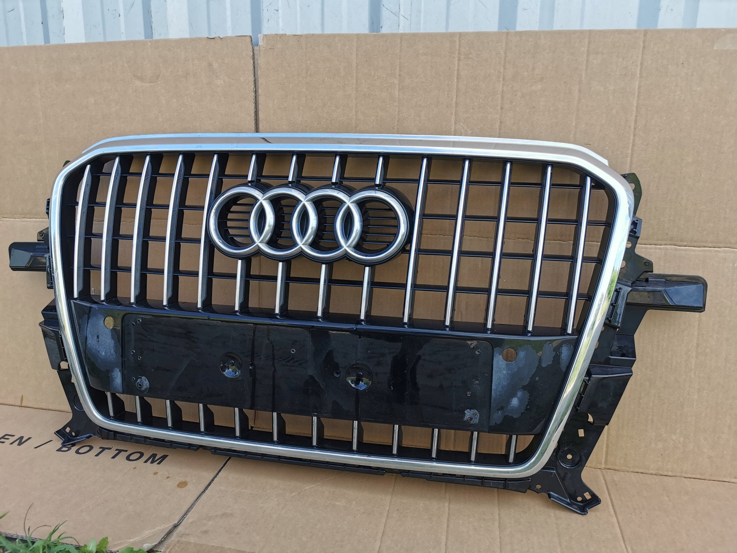 Kühlergrill Audi Q5 8R0 FRONTGRILL 8R0853651RA Kühlergitter