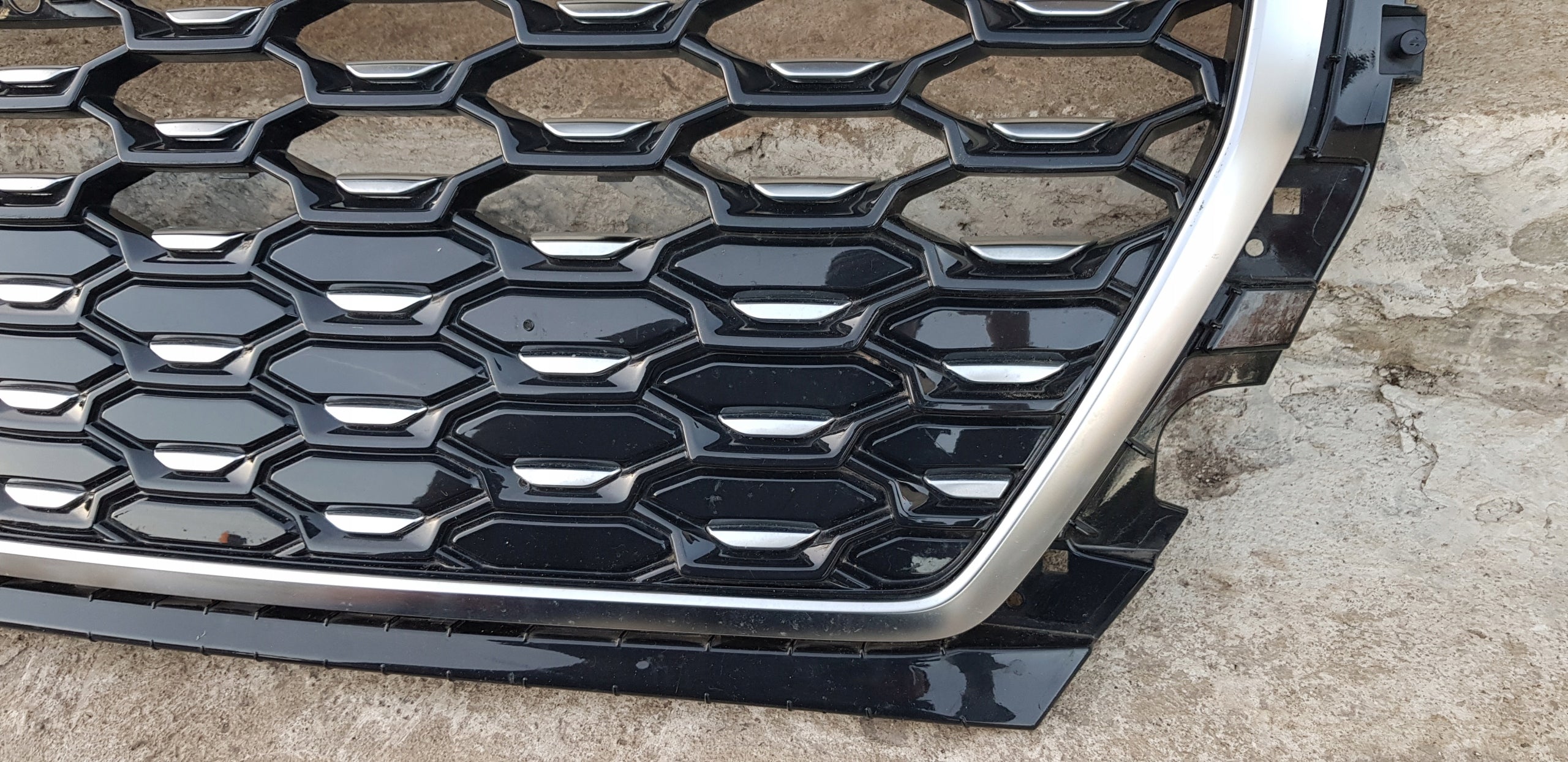 Kühlergrill Audi Q5 FRONTGRILL 80F853651AU Kühlergitter