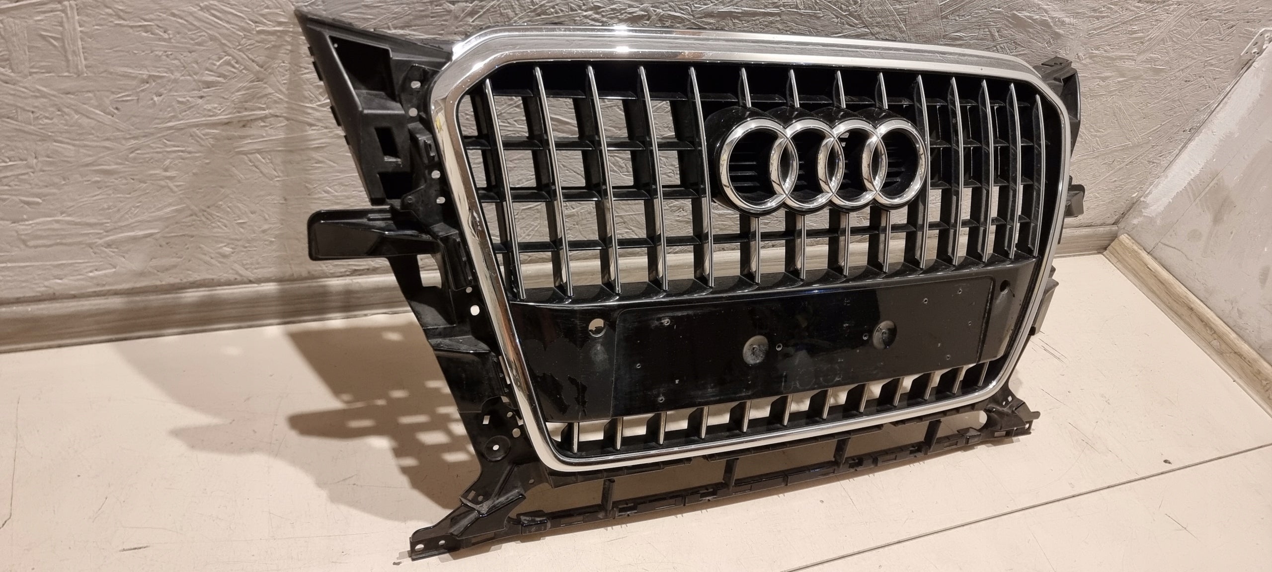 Kühlergrill Audi Q5 8R0 FRONTGRILL 8R0853651RA Kühlergitter